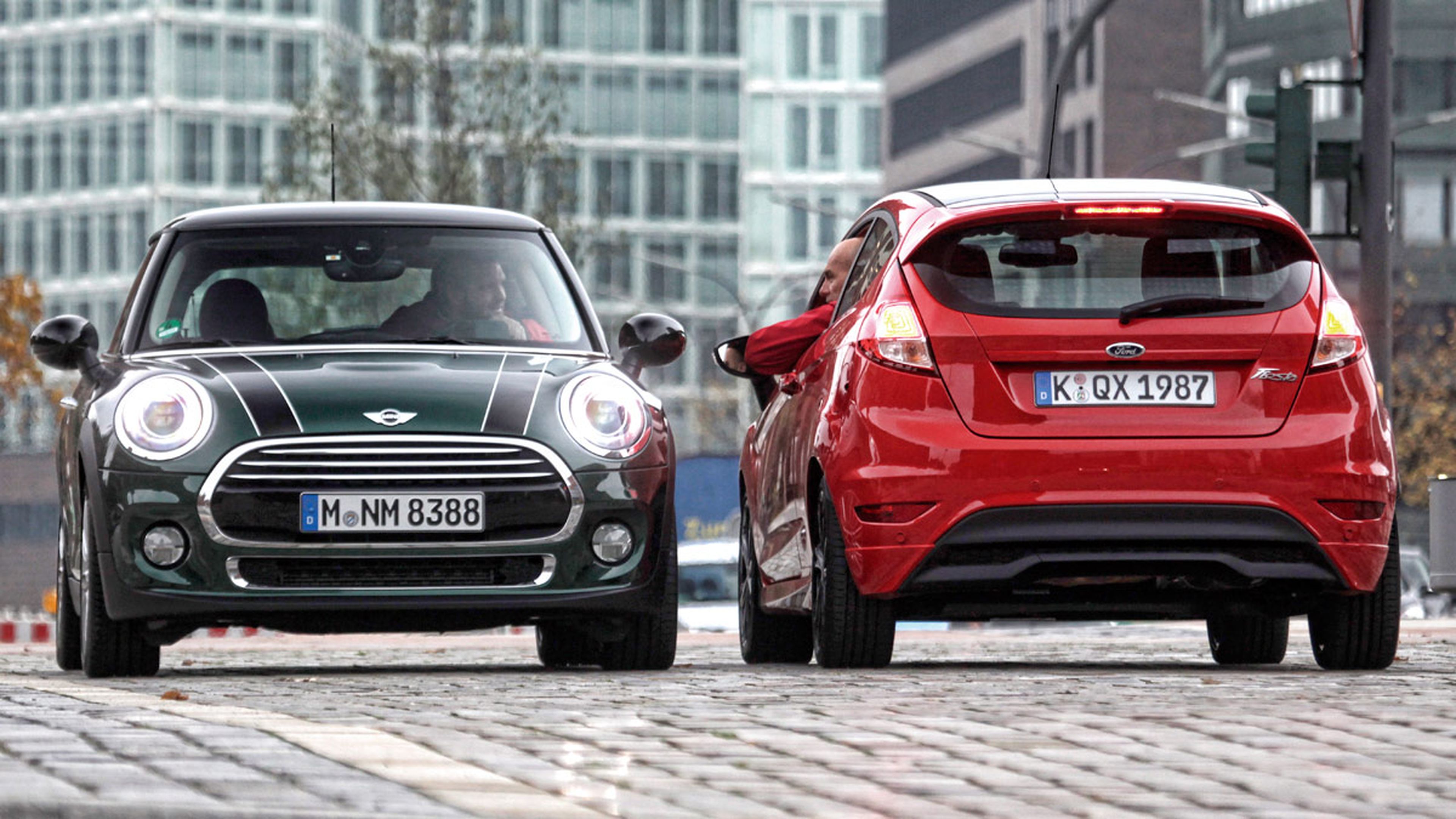Comparativa Ford Fiesta Sport vs Mini Cooper