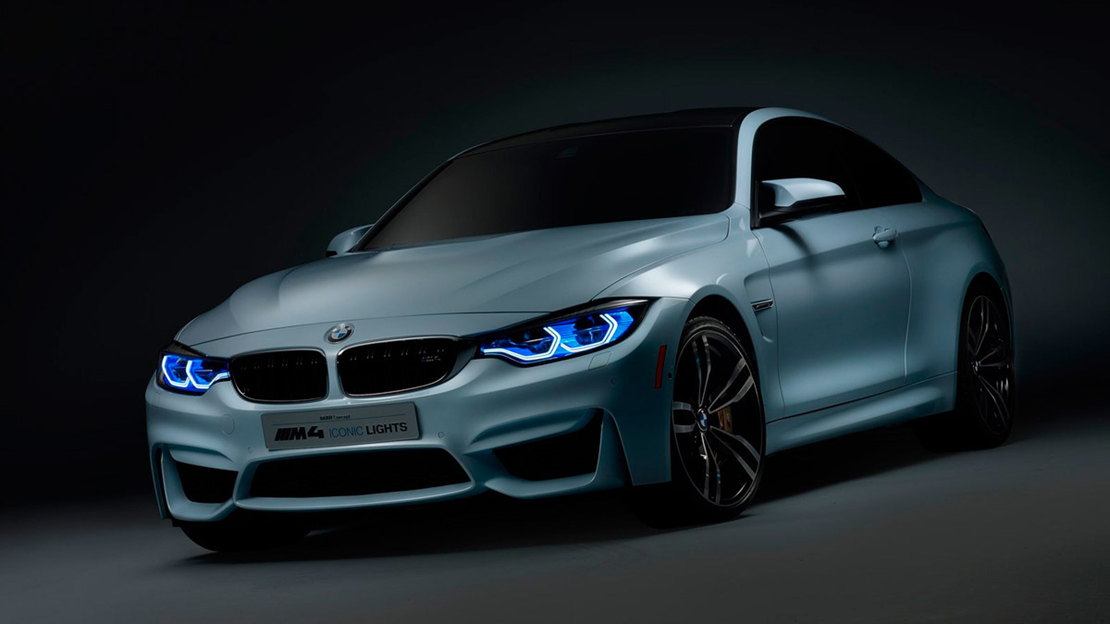 BMW M4 Iconic Lights Concept delantera