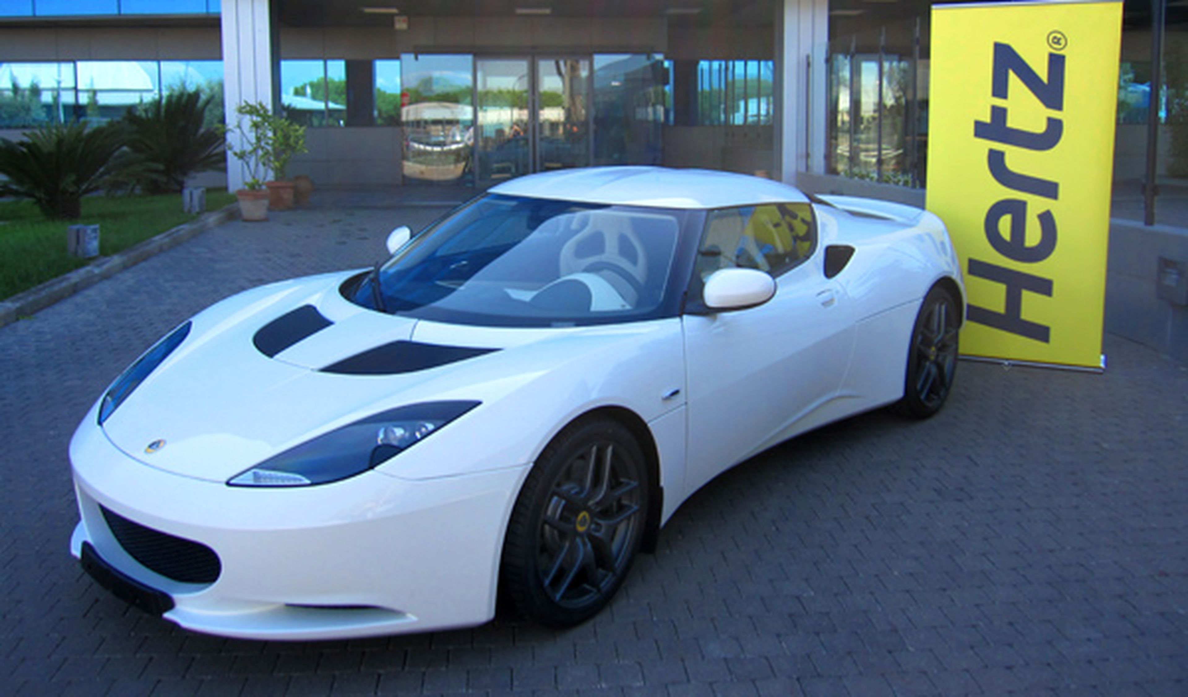 Lotus presentará un nuevo deportivo en el Salón de Ginebra