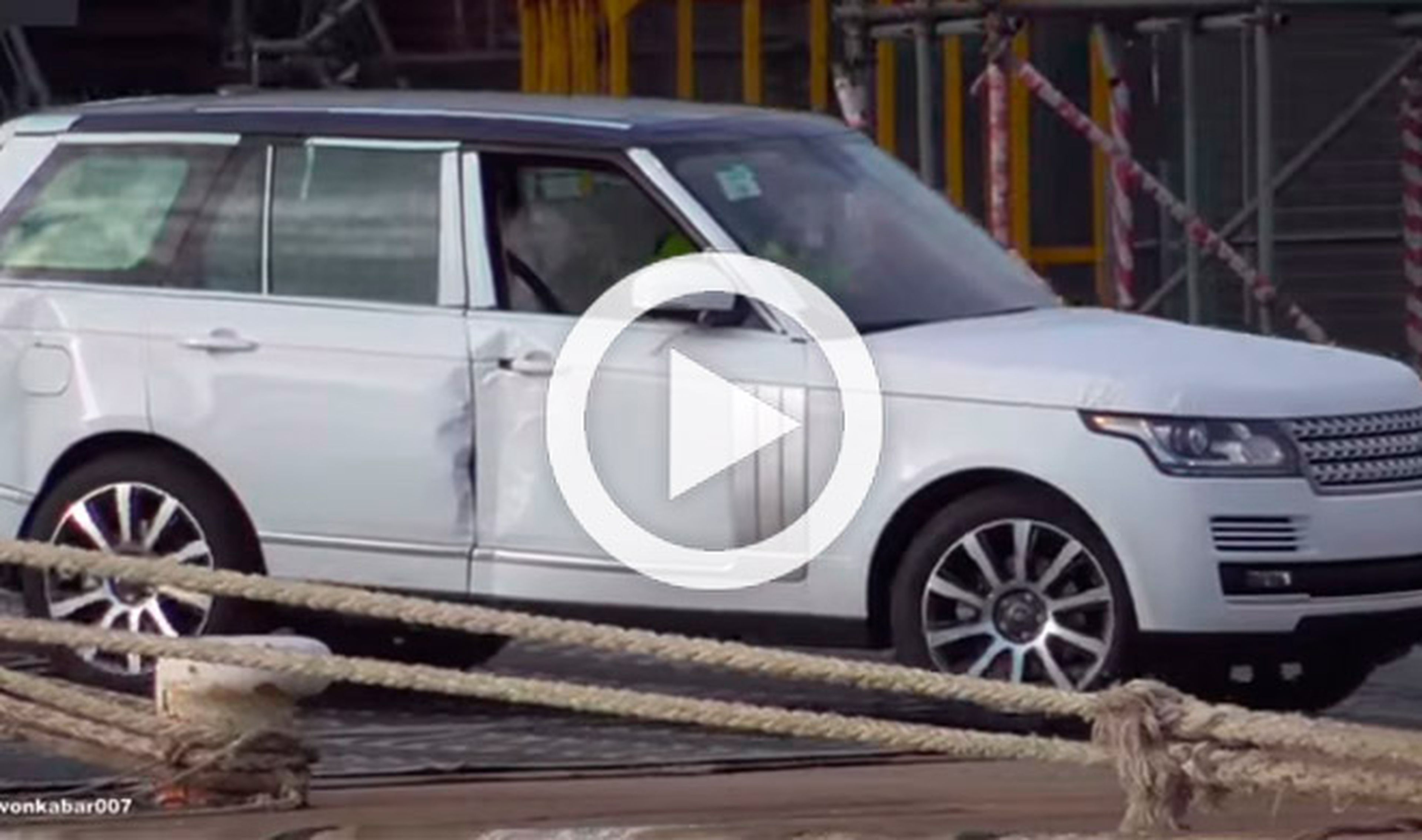 Vídeo: cientos de Land Rover de lujo irán al desguace