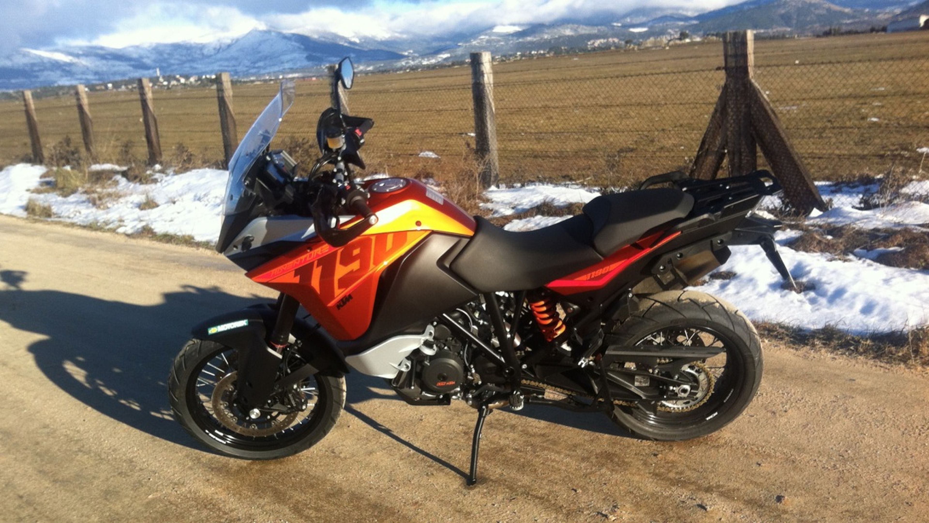 KTM-1190-Adventure-lateral