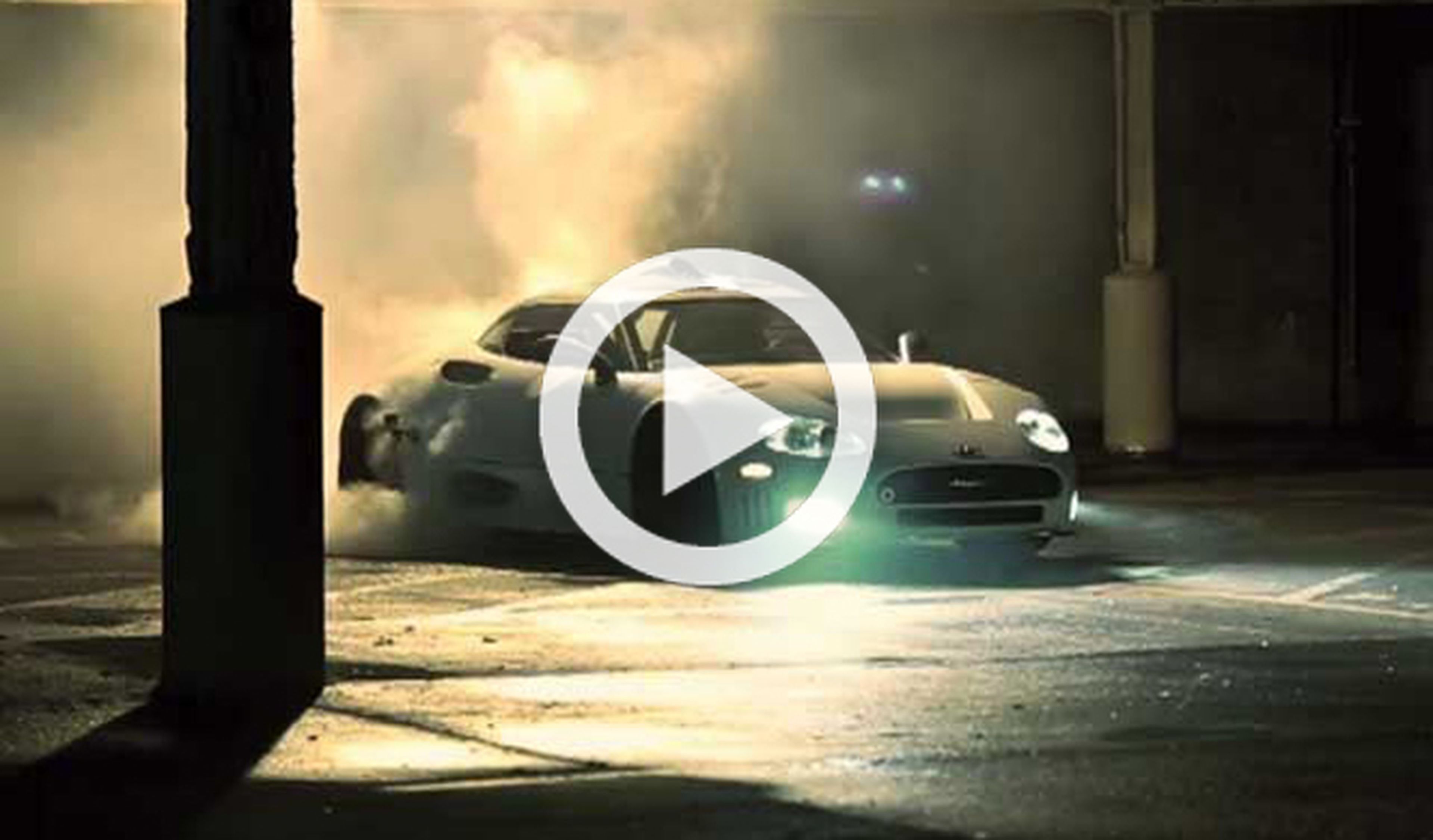 Vídeo: quema rueda a lo bestia con un Spyker C8