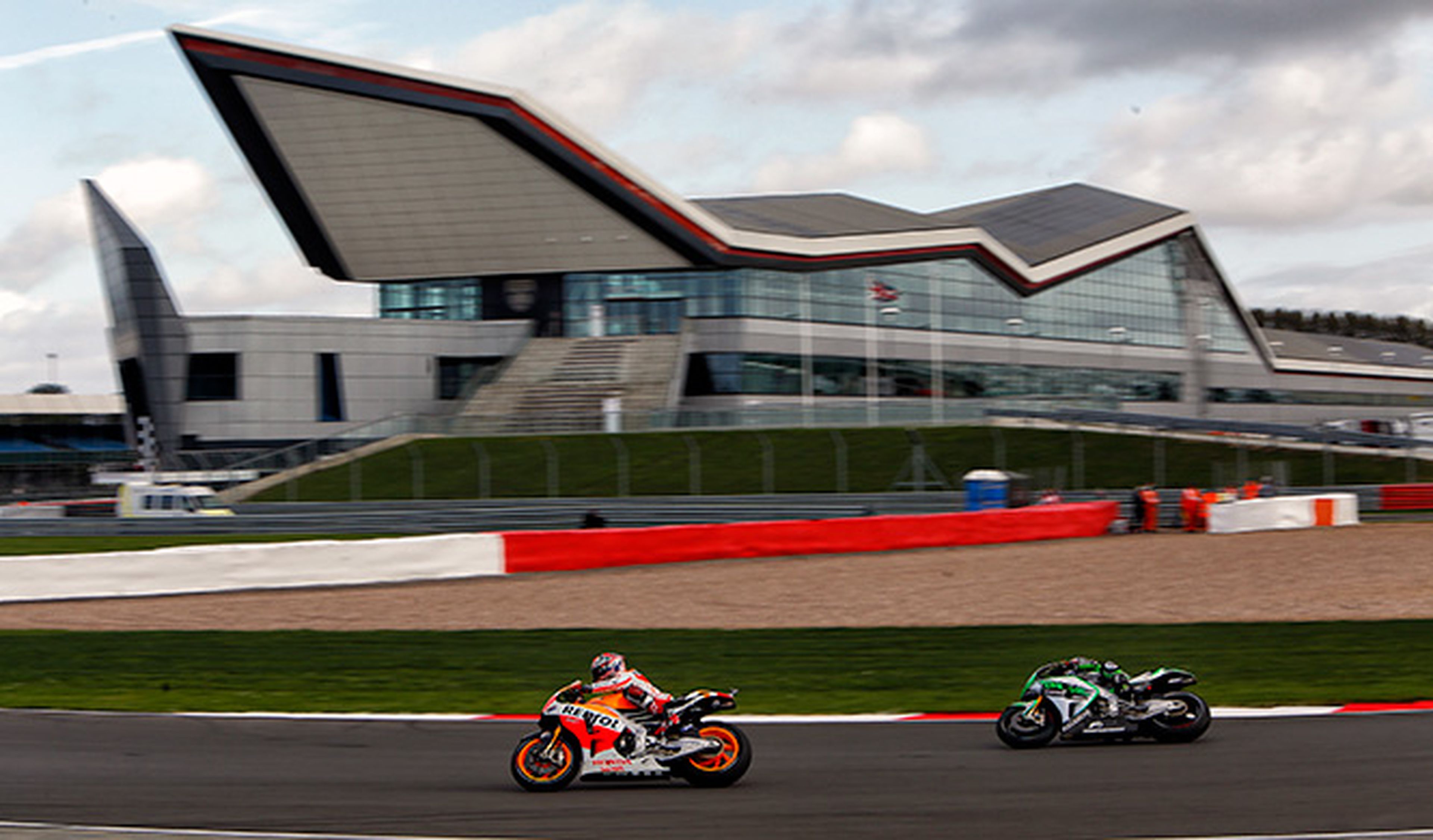 Cambios en calendario Moto GP 2015: vuelve Silverstone