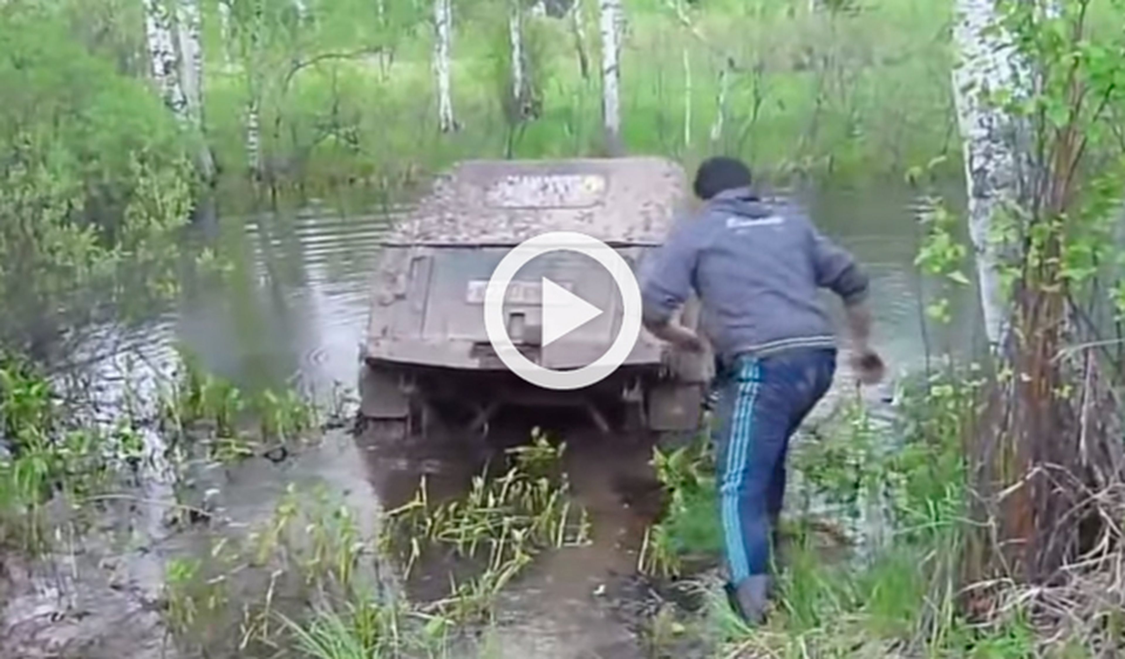 Vídeo: lo que nunca debes hacer para vadear un río en 4x4