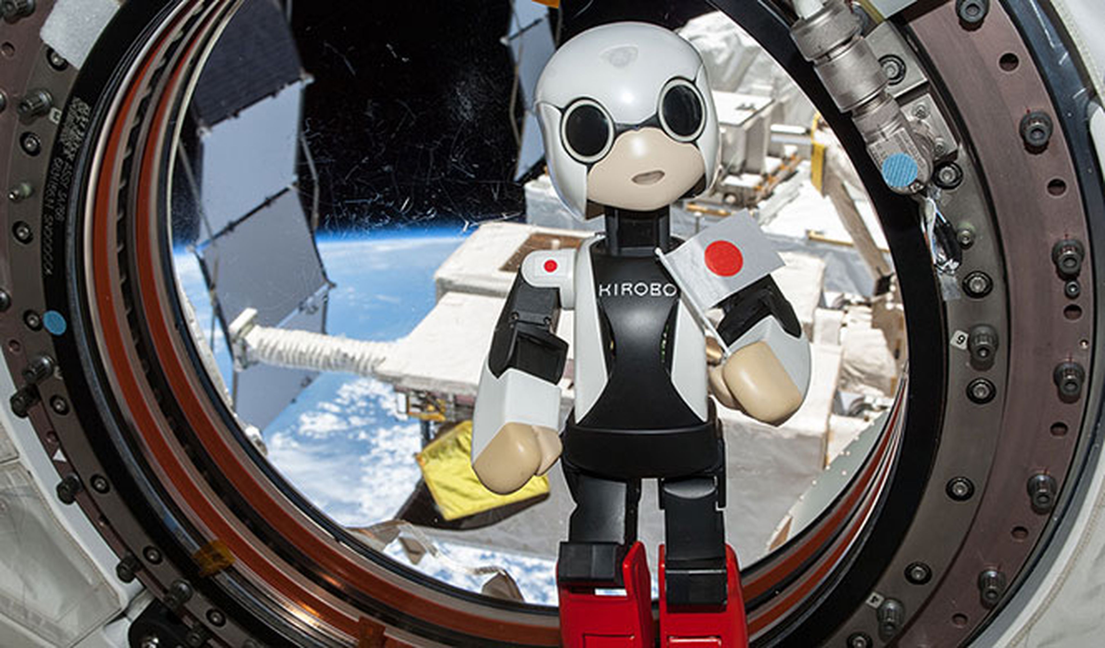 El robot astronauta Kirobo regresa a la tierra