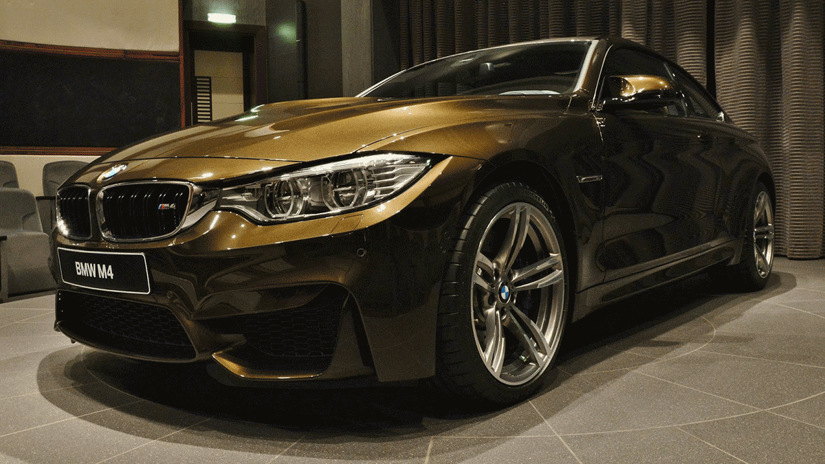 BMW M4 Brown