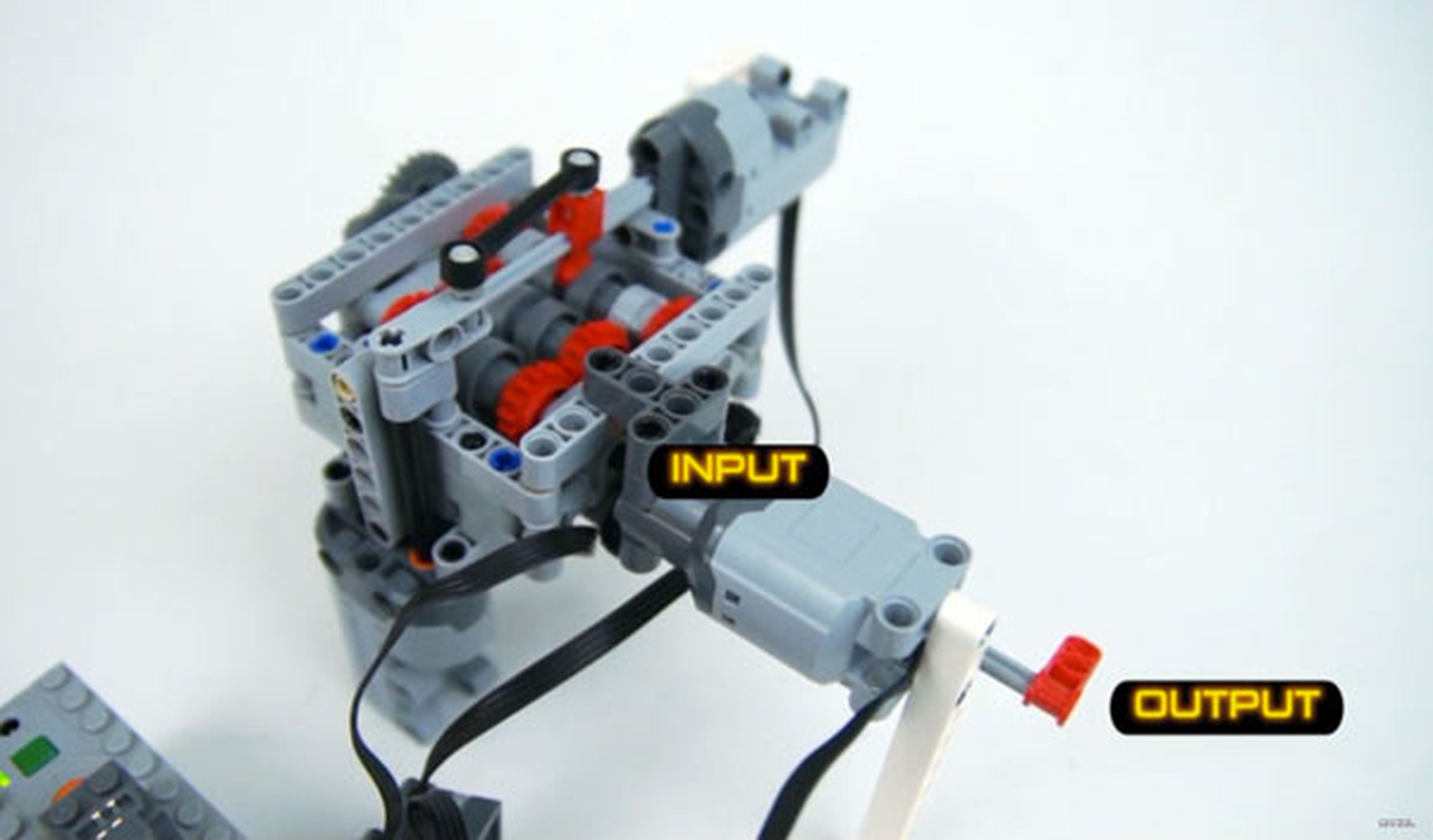¡Increíble! Fabrican una transmisión de 6 marchas con LEGO