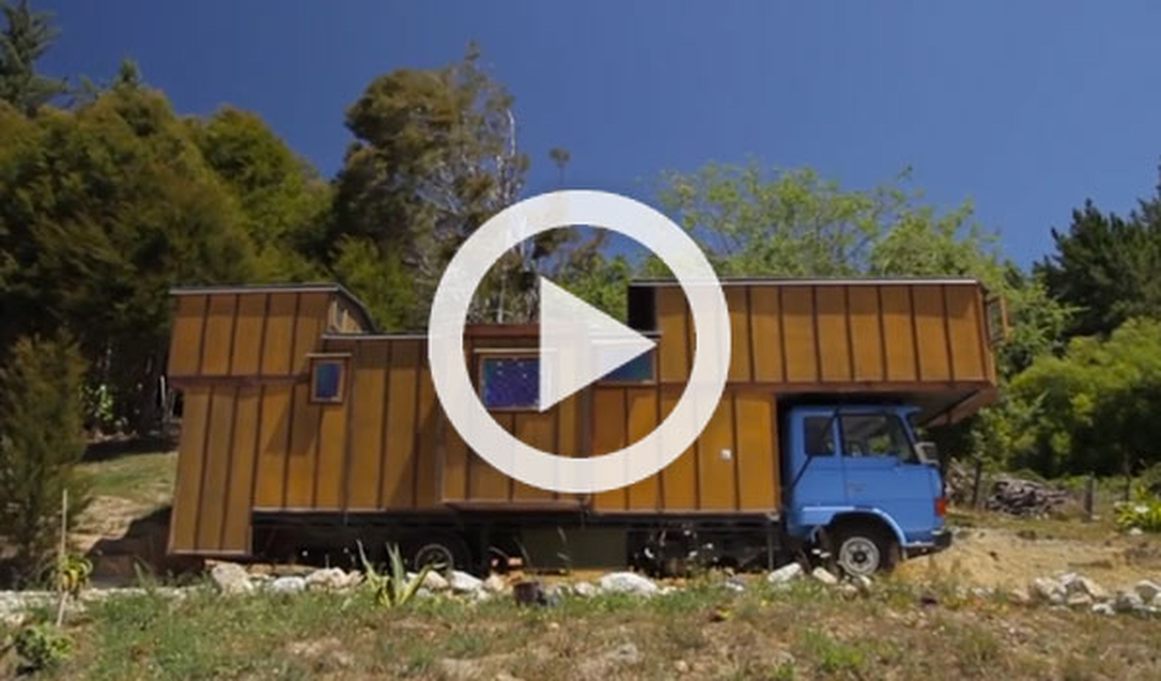 Transforman su vieja camioneta en una espectacular vivienda