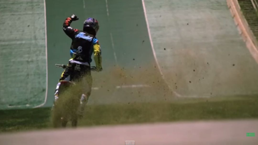 Vídeo: ¿el mejor salto en moto de la historia?