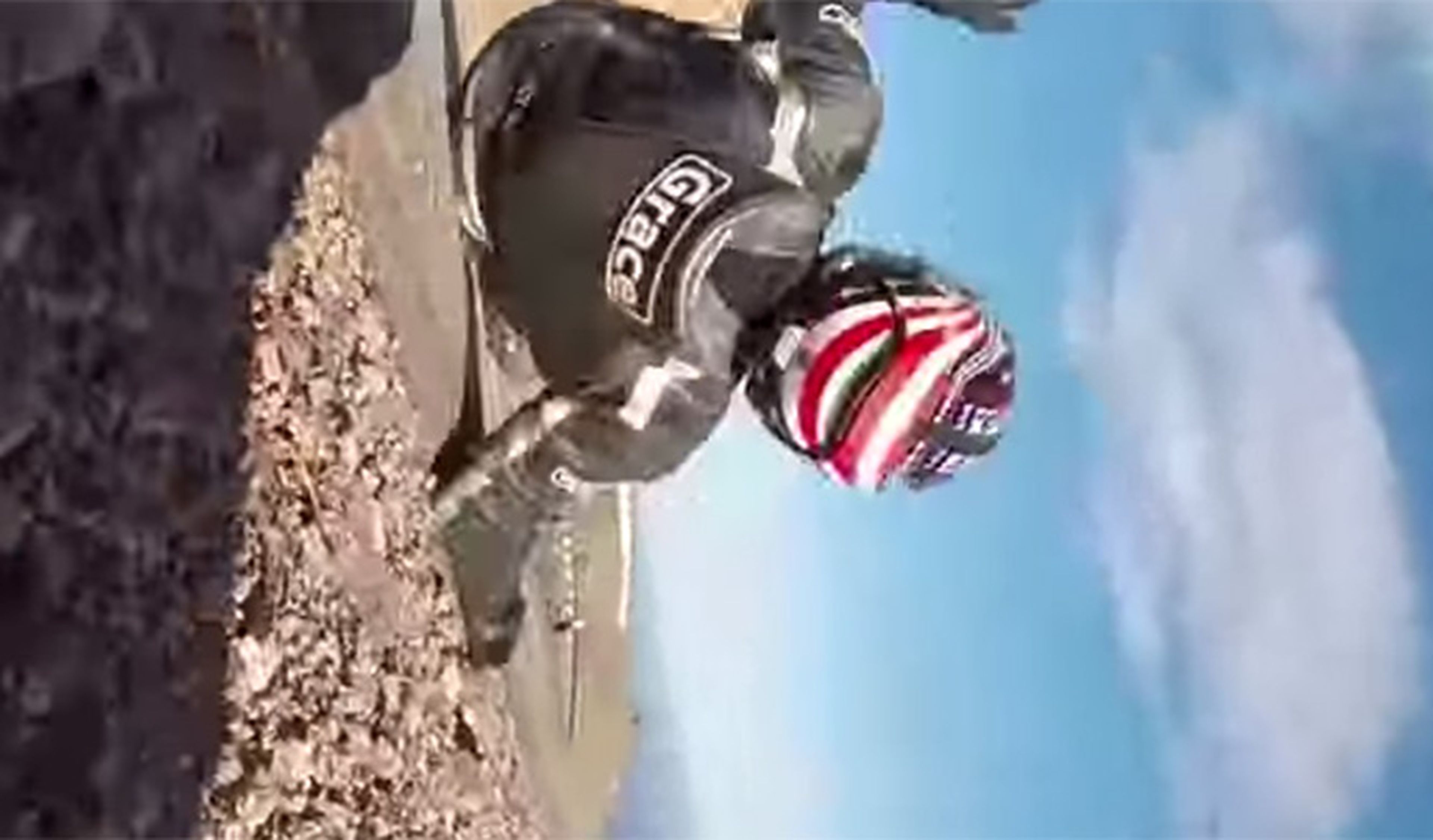 Vídeo: Caída por una moto que cae del cielo en Pikes Peak