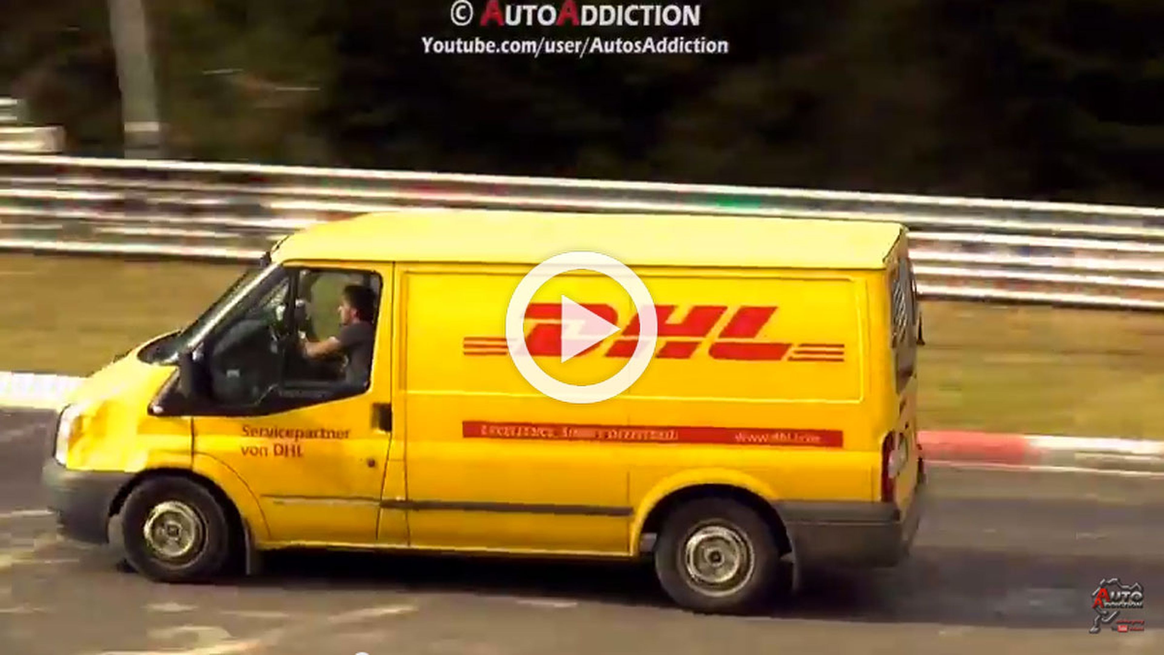 ¿Qué hace una furgoneta de DHL rodando en Nürburgring?
