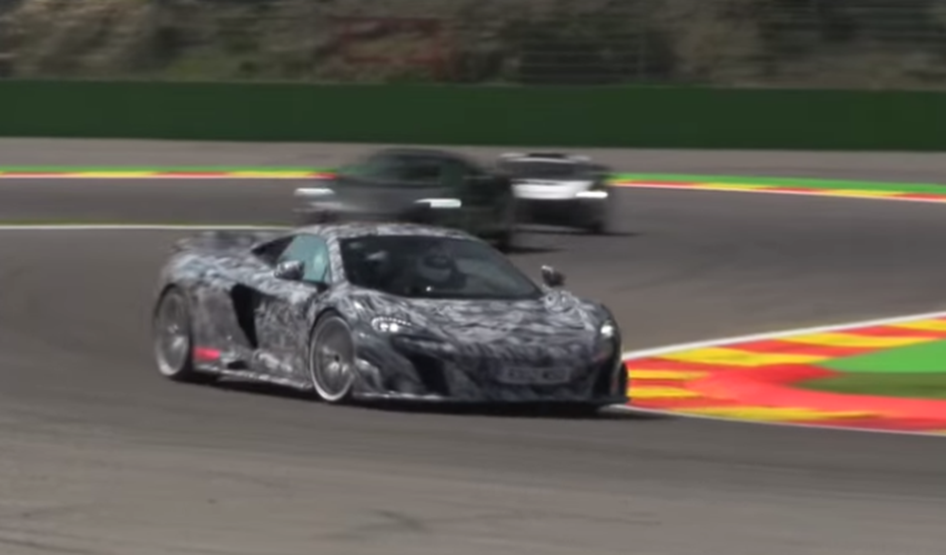 Vídeo: el McLaren 675LT en Spa-Francorchamps
