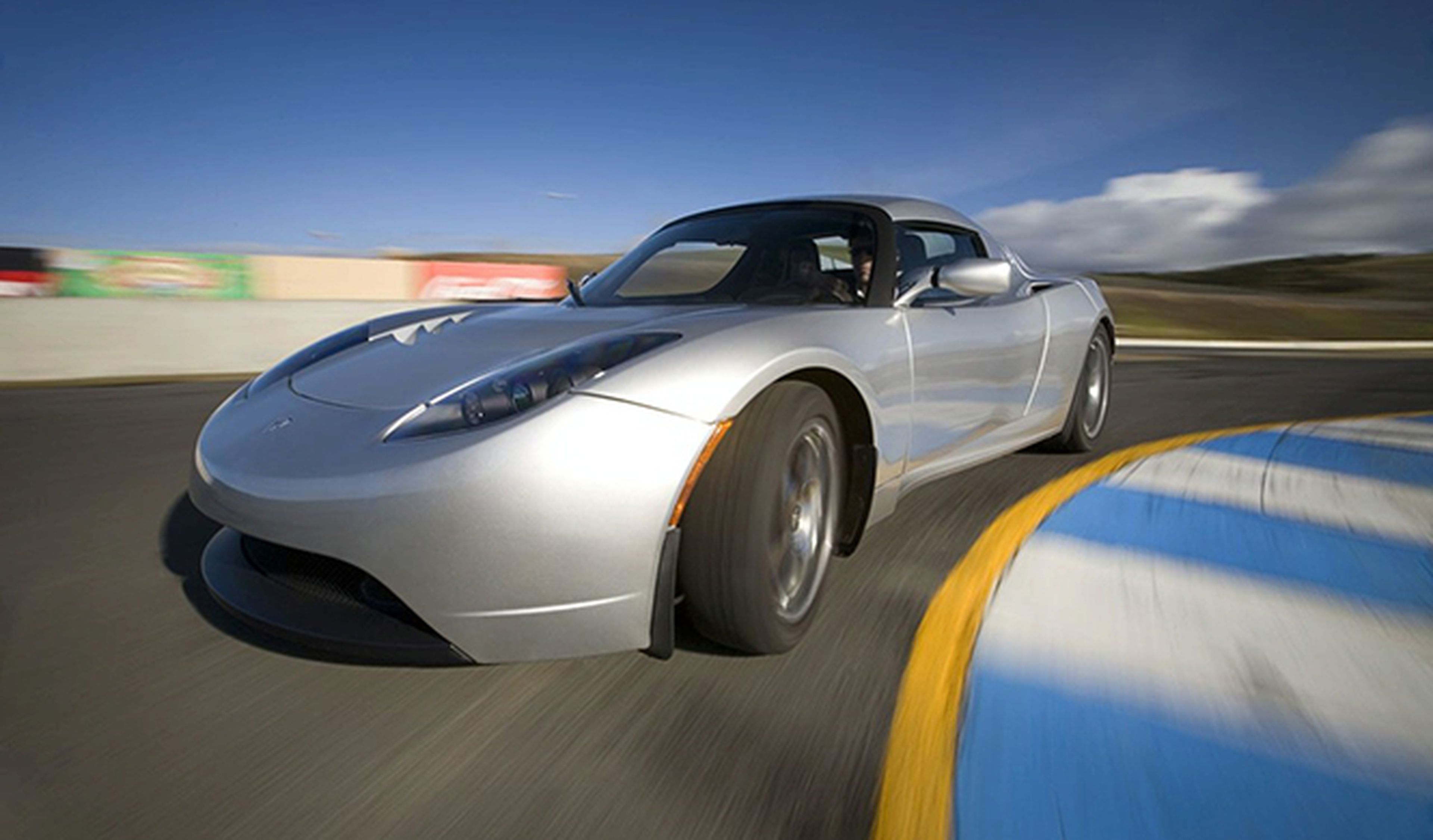 El Tesla Roadster 3.0 estará listo en agosto