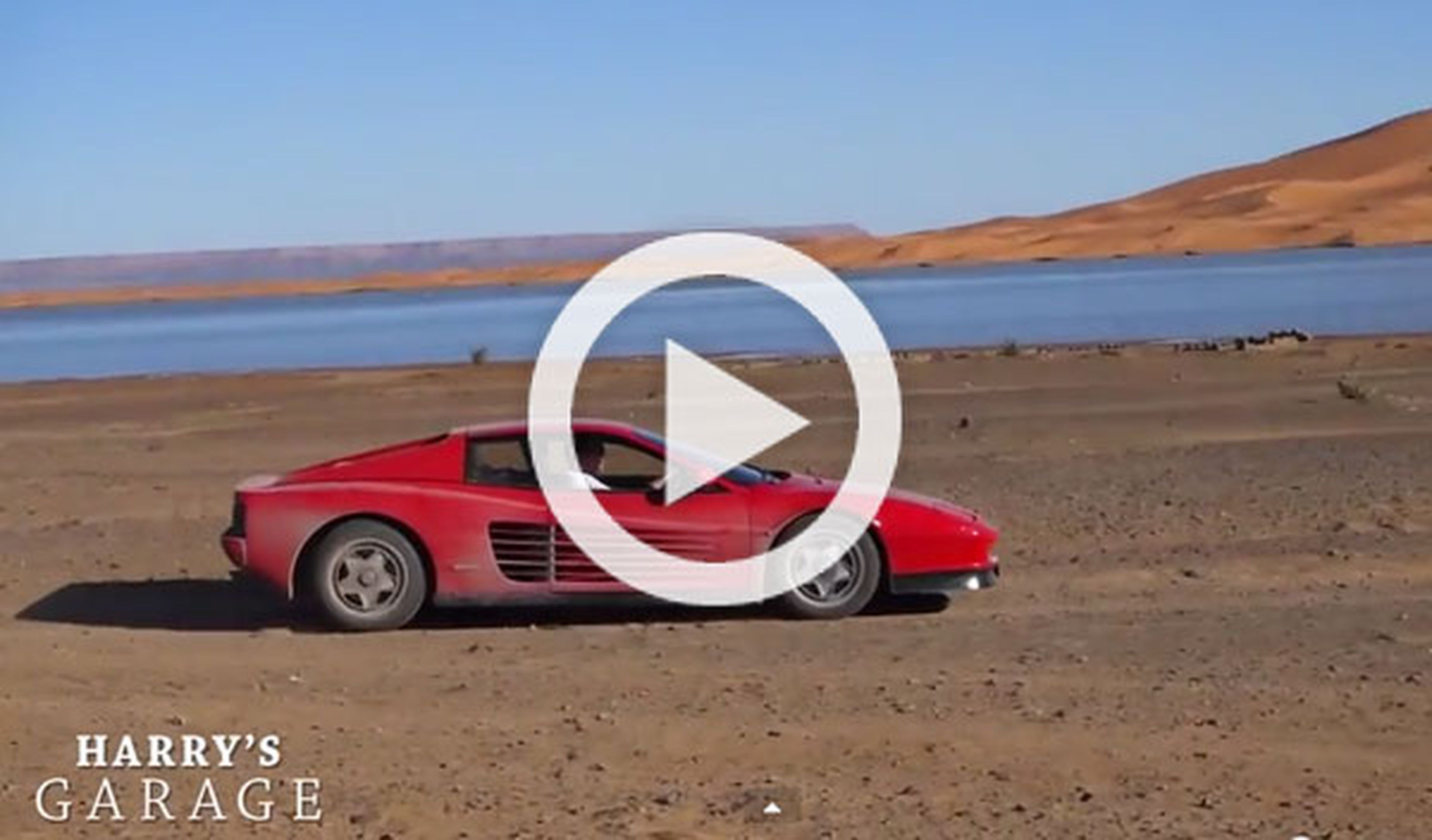 Por el desierto del Sahara con un Ferrari Testarossa
