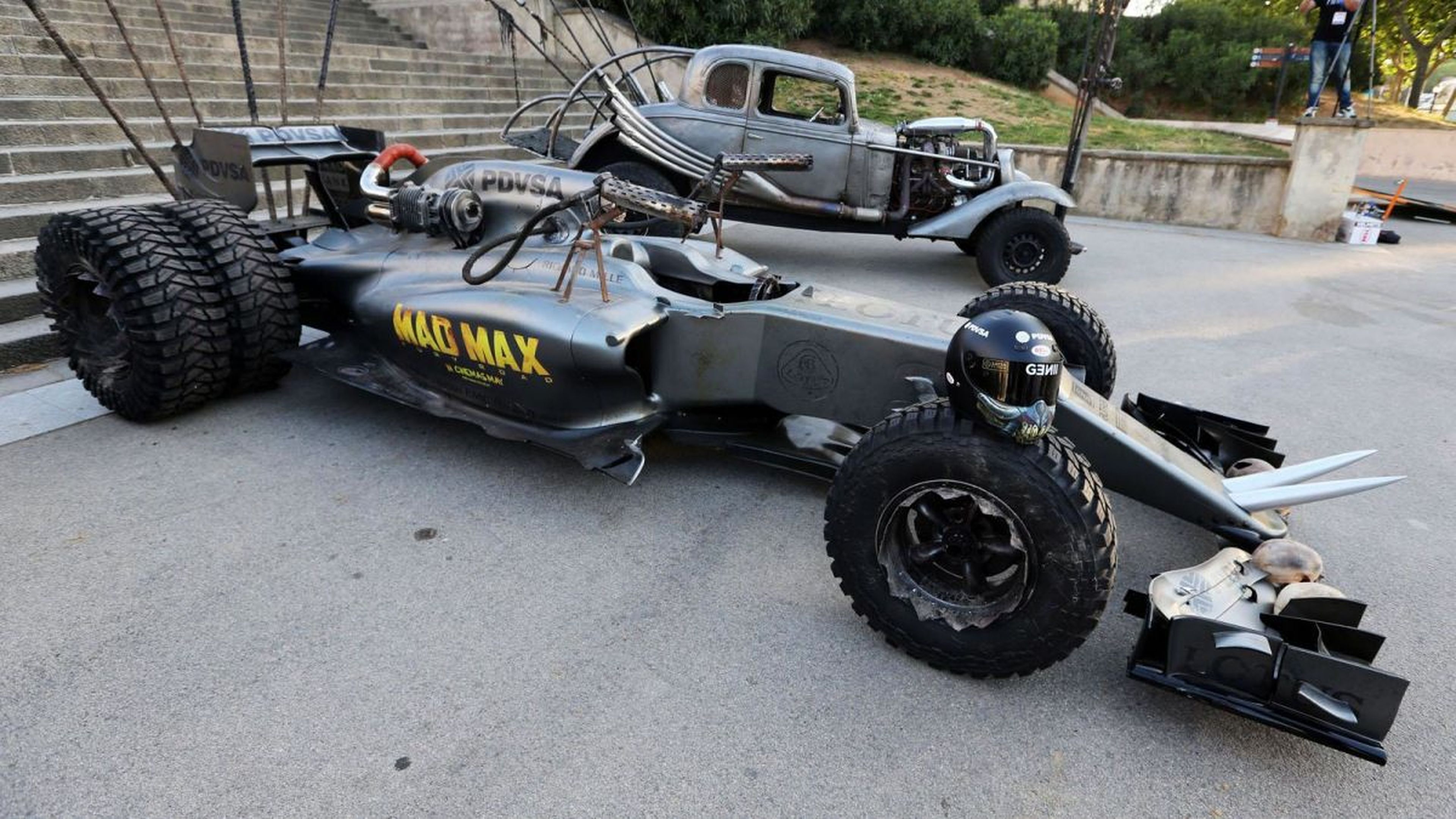 Lotus F1 Mad Max Hybrid
