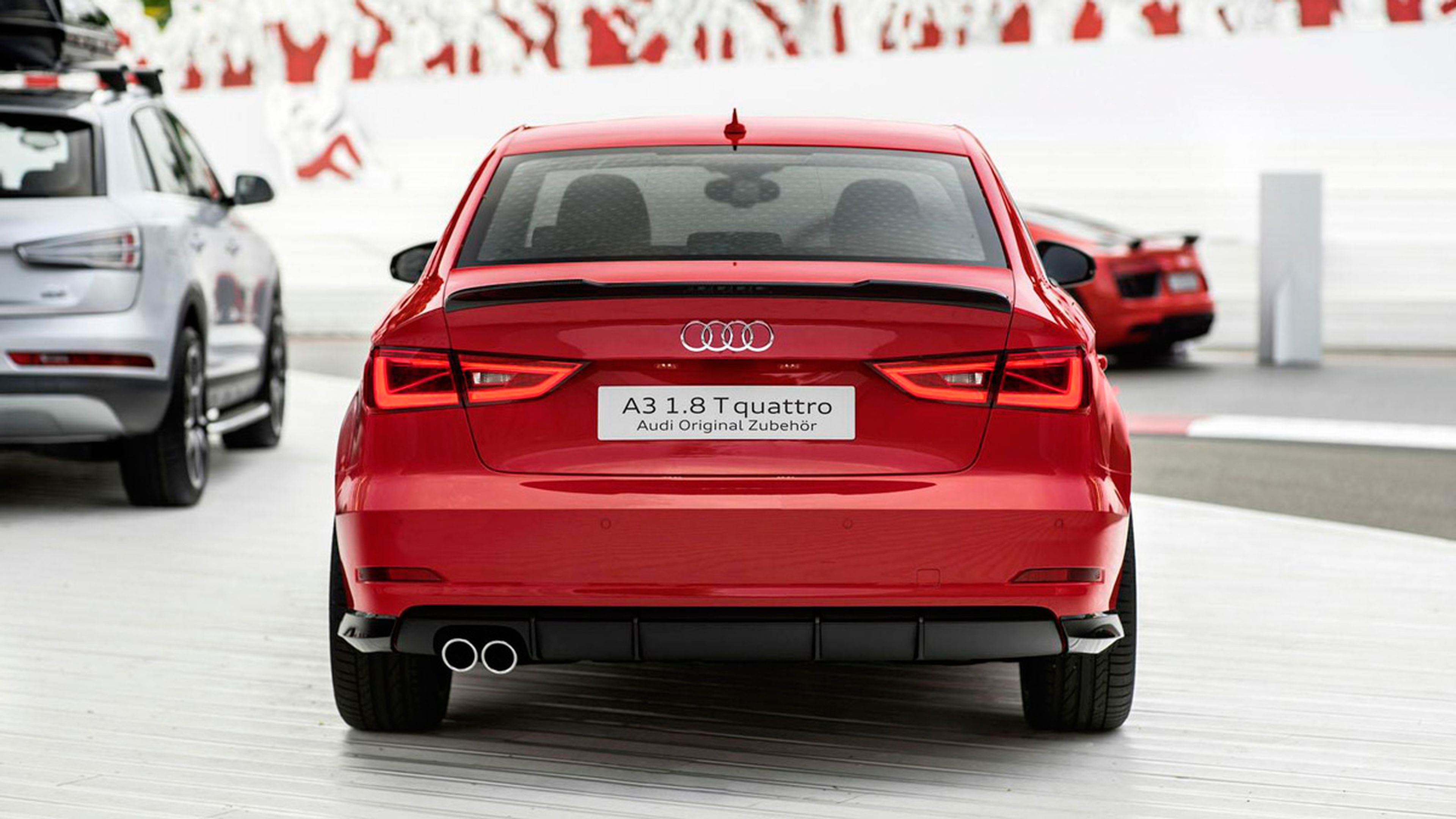 Audi A3 Style Package trasera