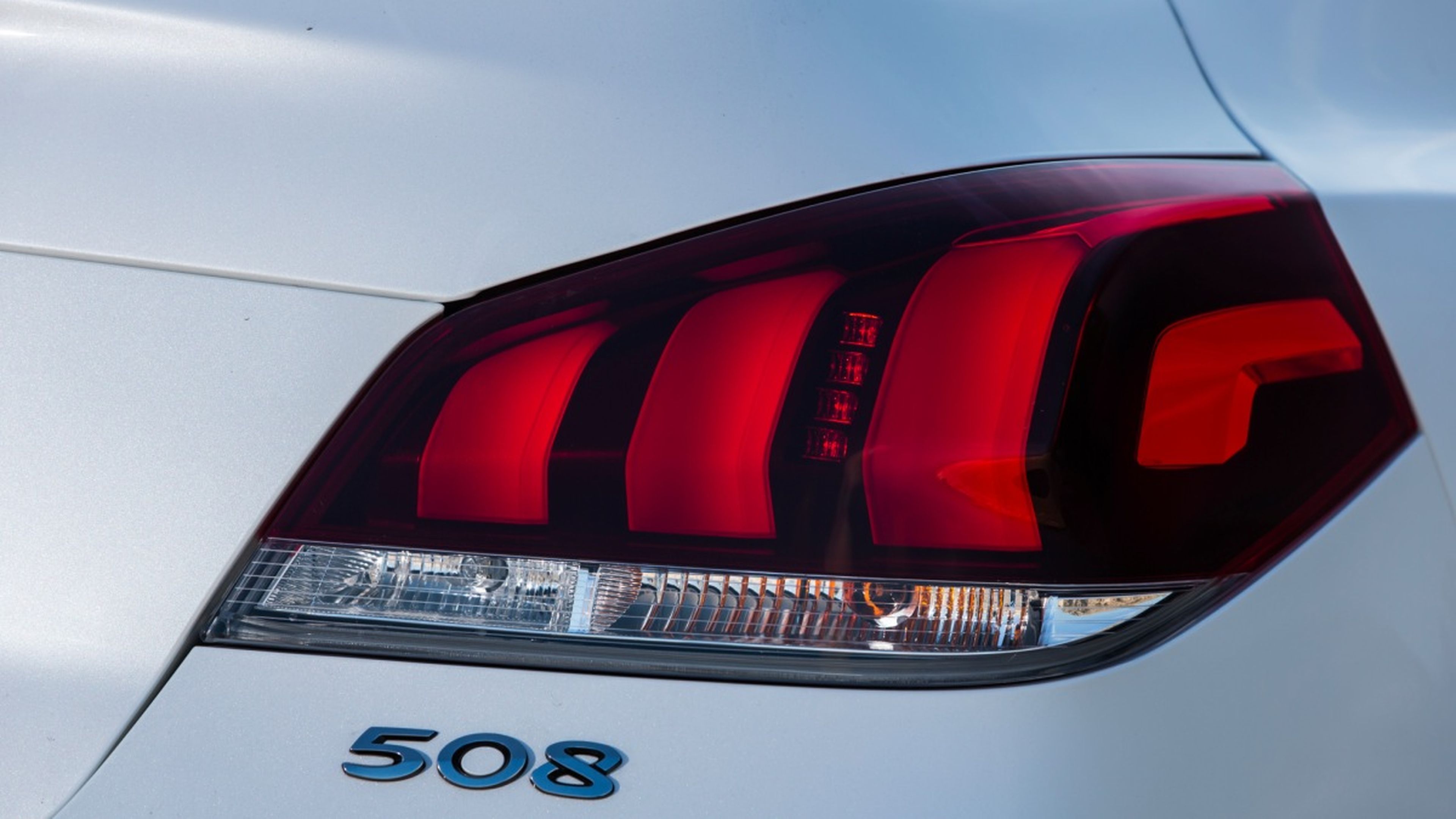 El Peugeot 508 2017 tendrá elementos de conducción autónoma