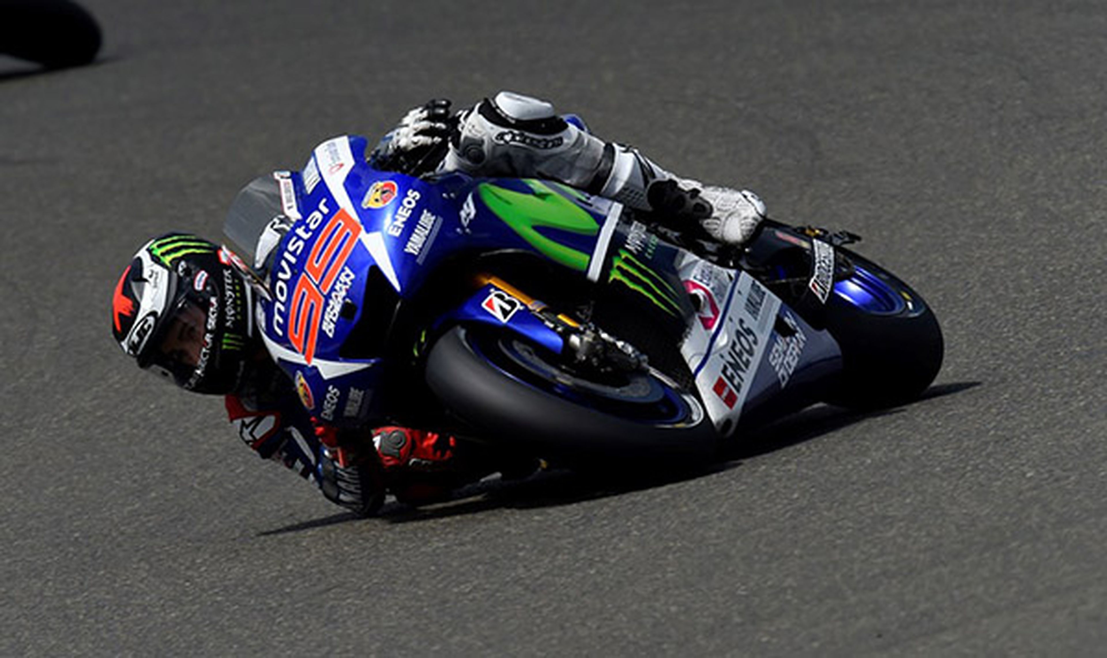Carrera MotoGP GP de Francia 2015: Lorenzo se crece