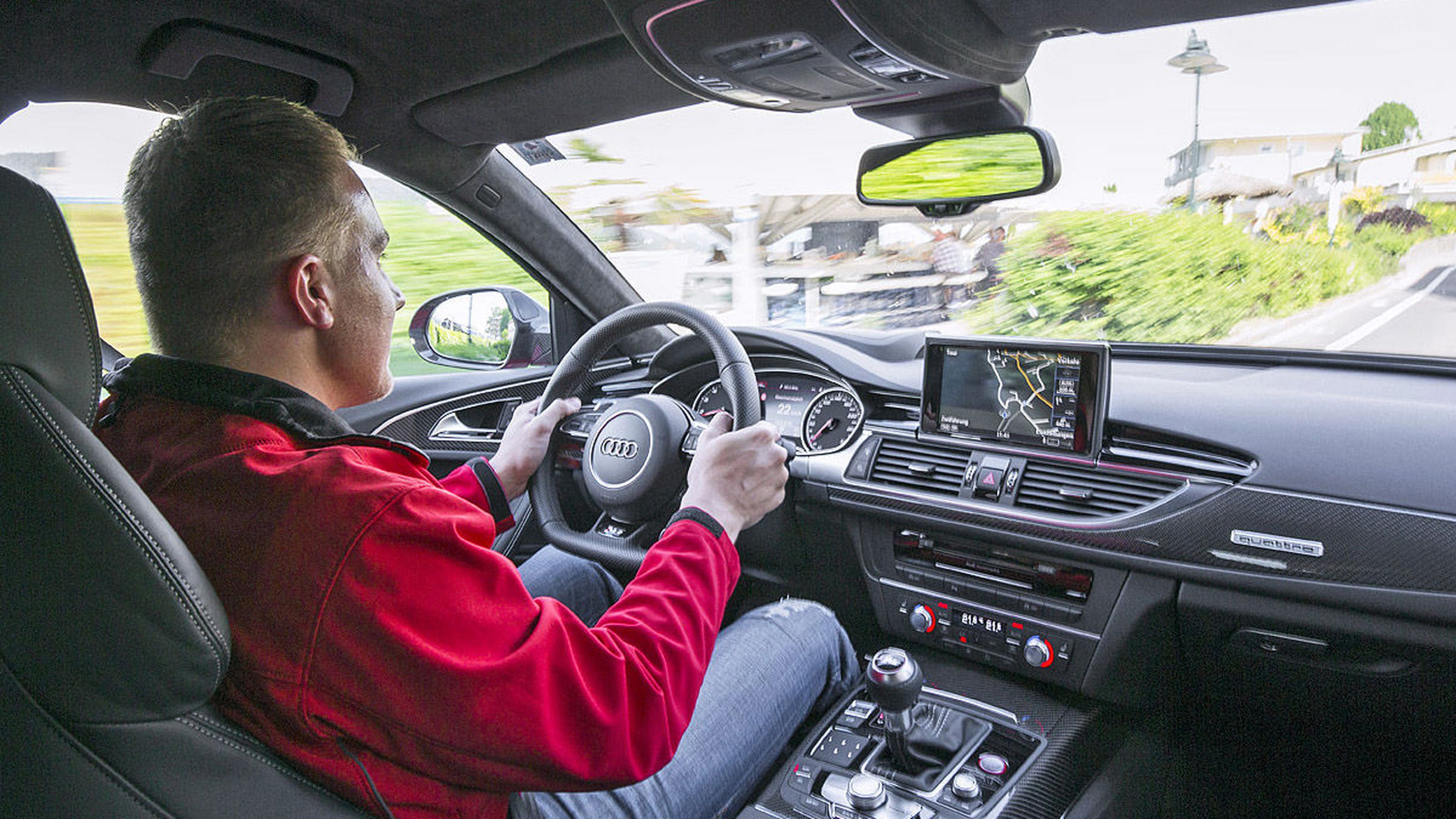 Prueba por el carril izquierdo: nuevo Audi RS 6 Avant