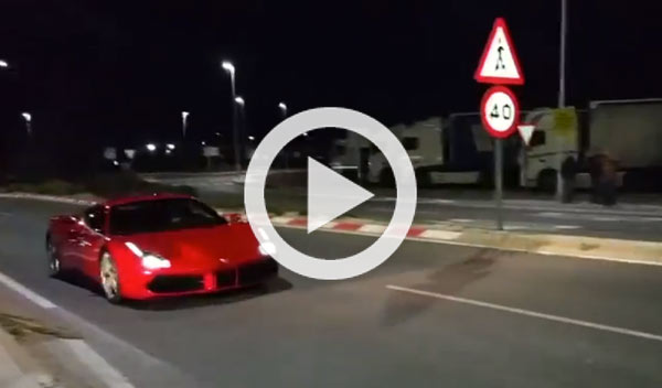 Cazada Espectacular El Ferrari 488 Gtb Se Pasea Por España