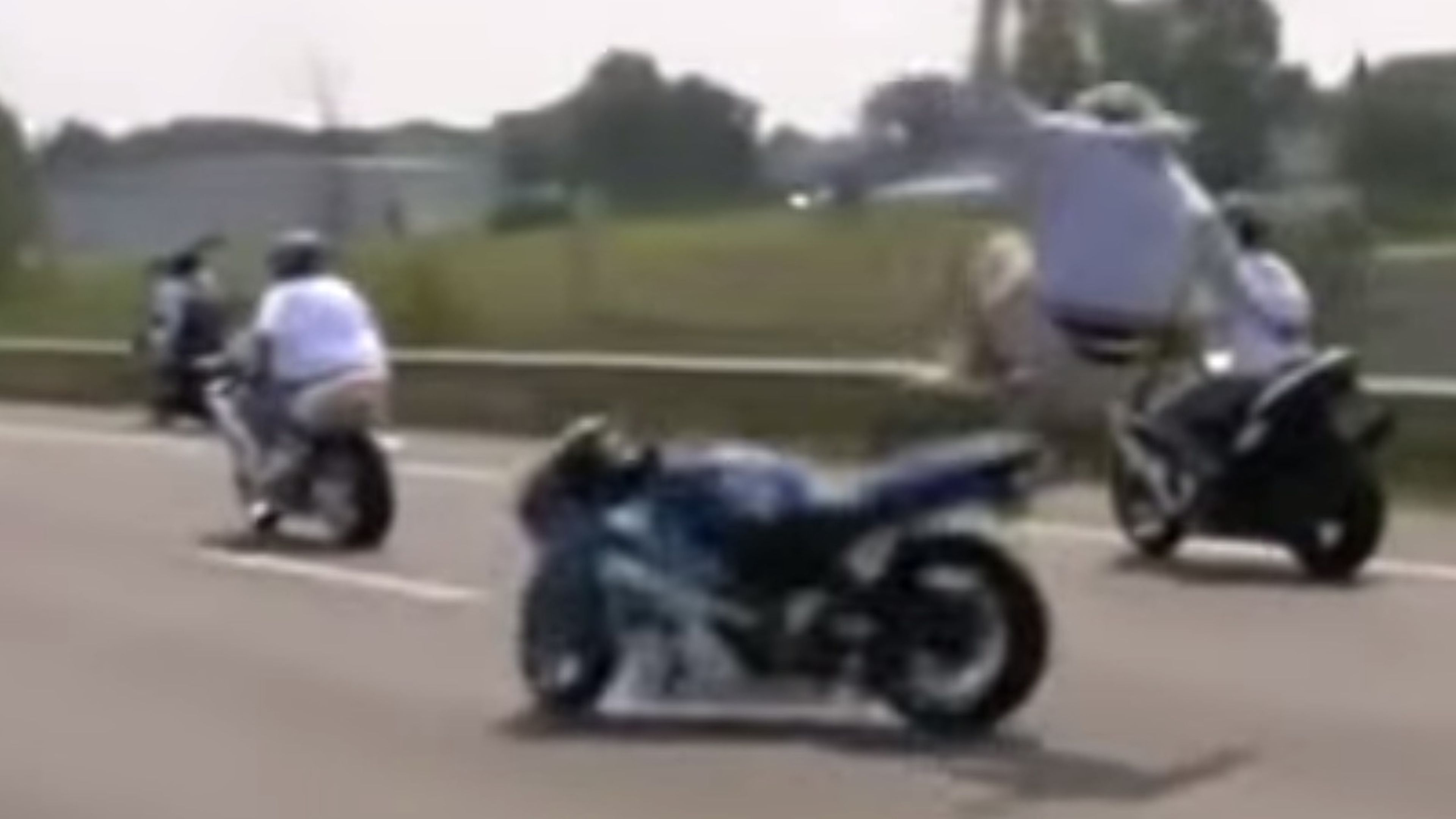 Vídeo: ¿los 45 accidentes de moto más tontos de 2014?