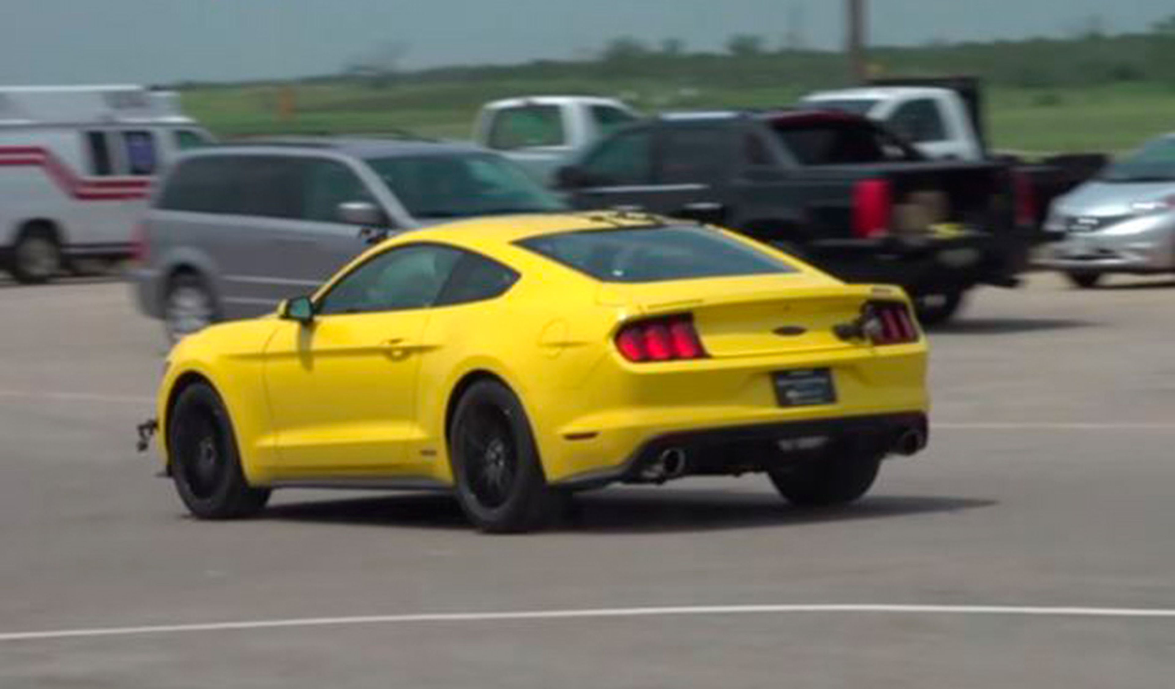 Un Mustang 2015 de récord: a 333 km/h