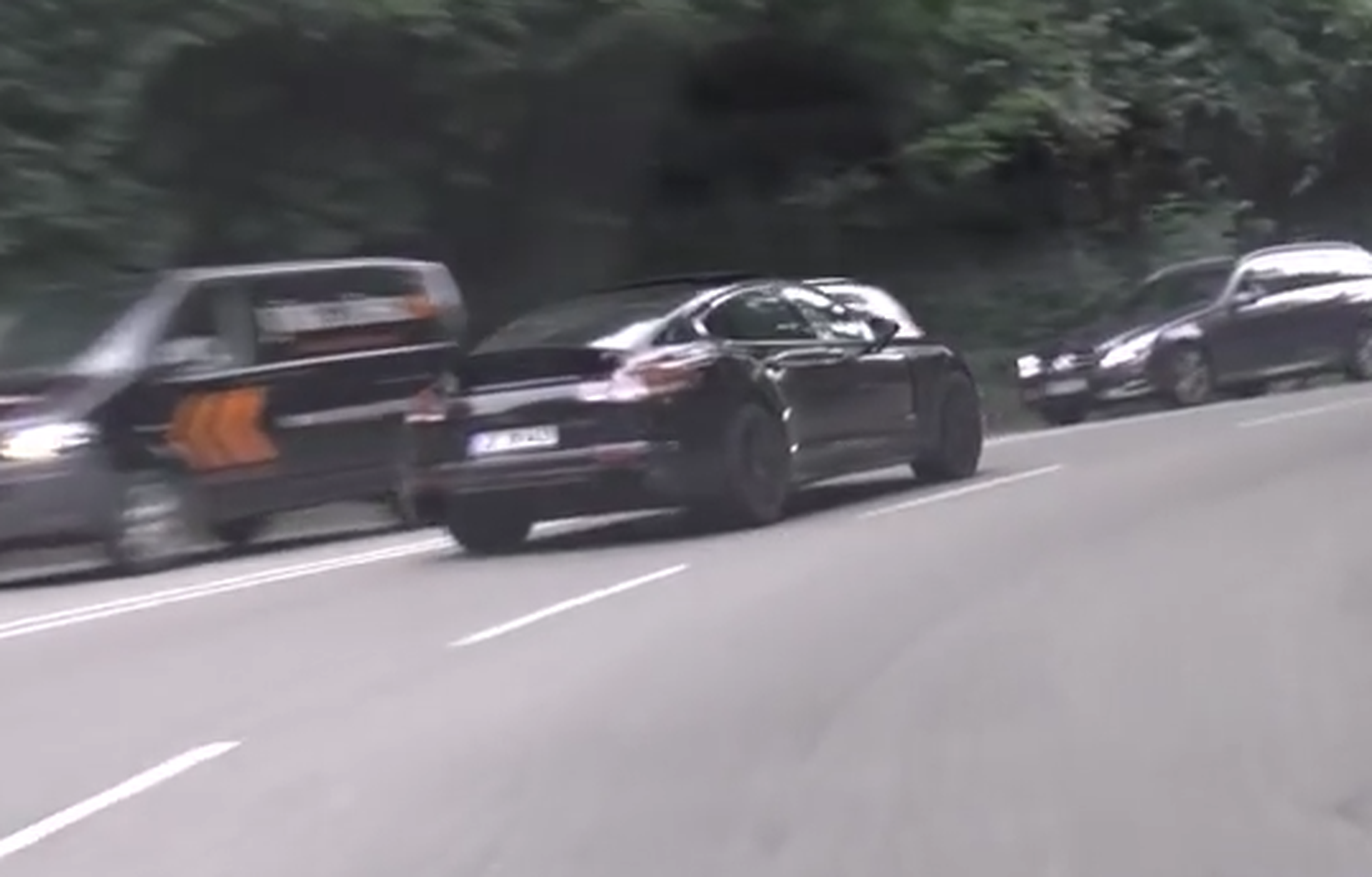 Vídeo: Porsche Panamera 2016, ¡cazado en carretera!