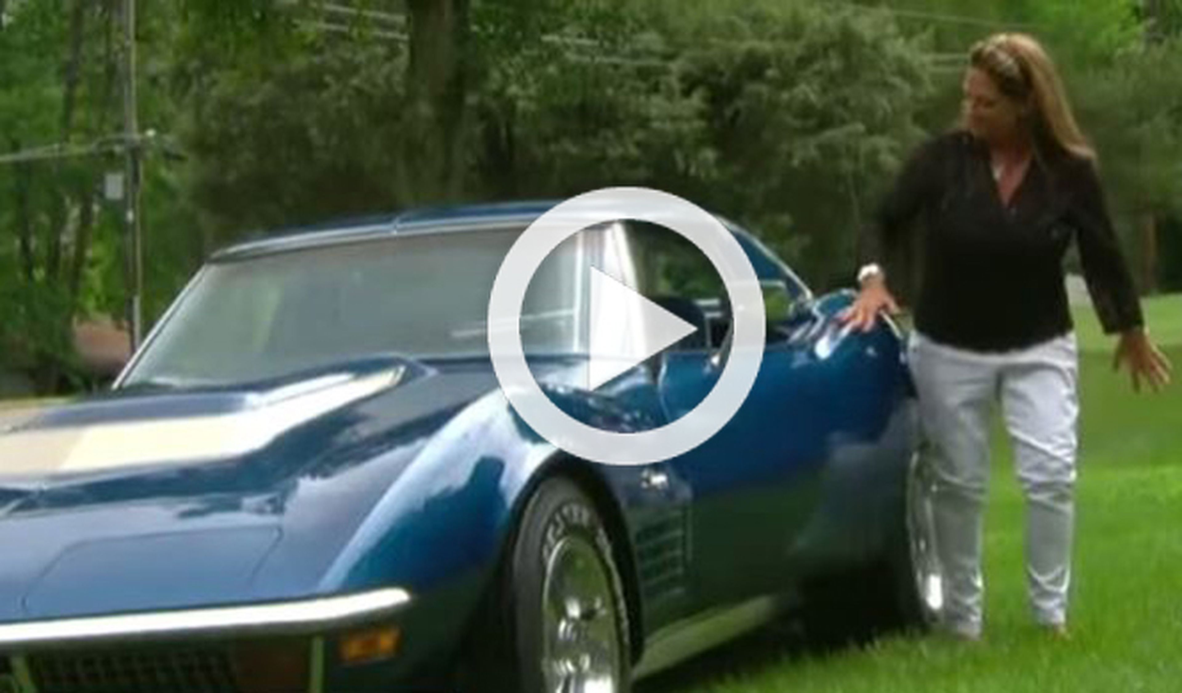 Esta mujer recupera su Corvette robado hace 43 años