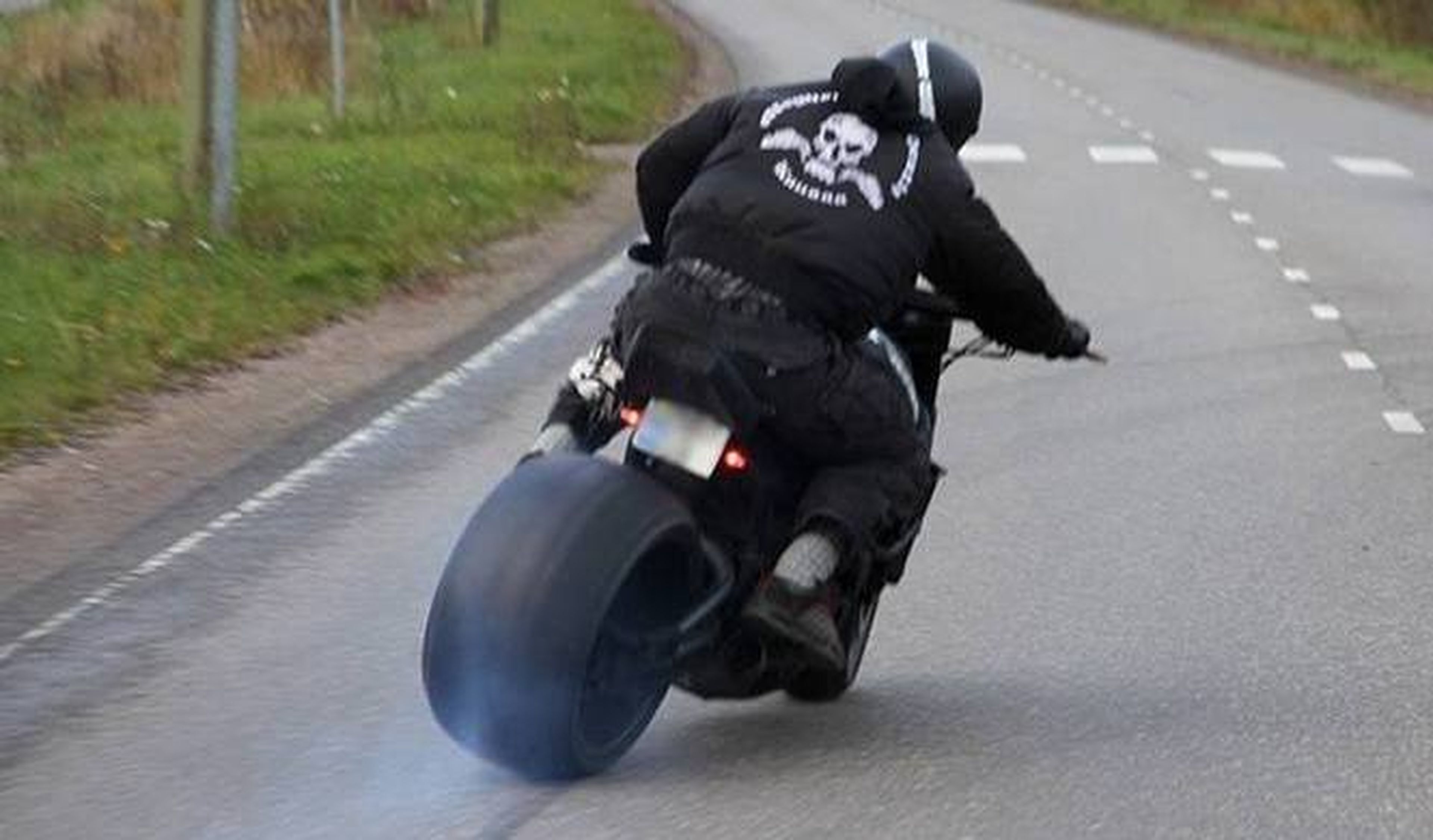 Vídeo: MAD Kuusaa, derrapes locos en moto por Finlandia