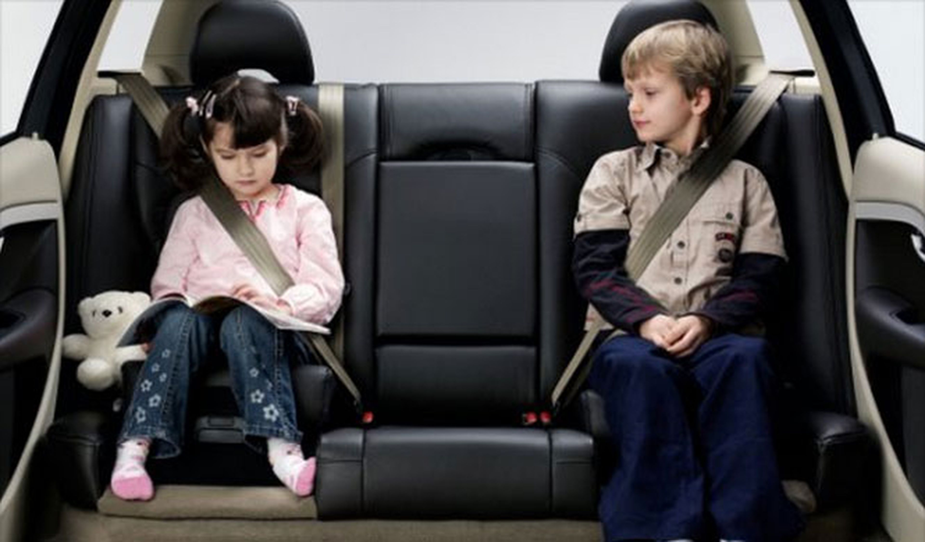 ¿Cuánto aguantan los niños en el coche?