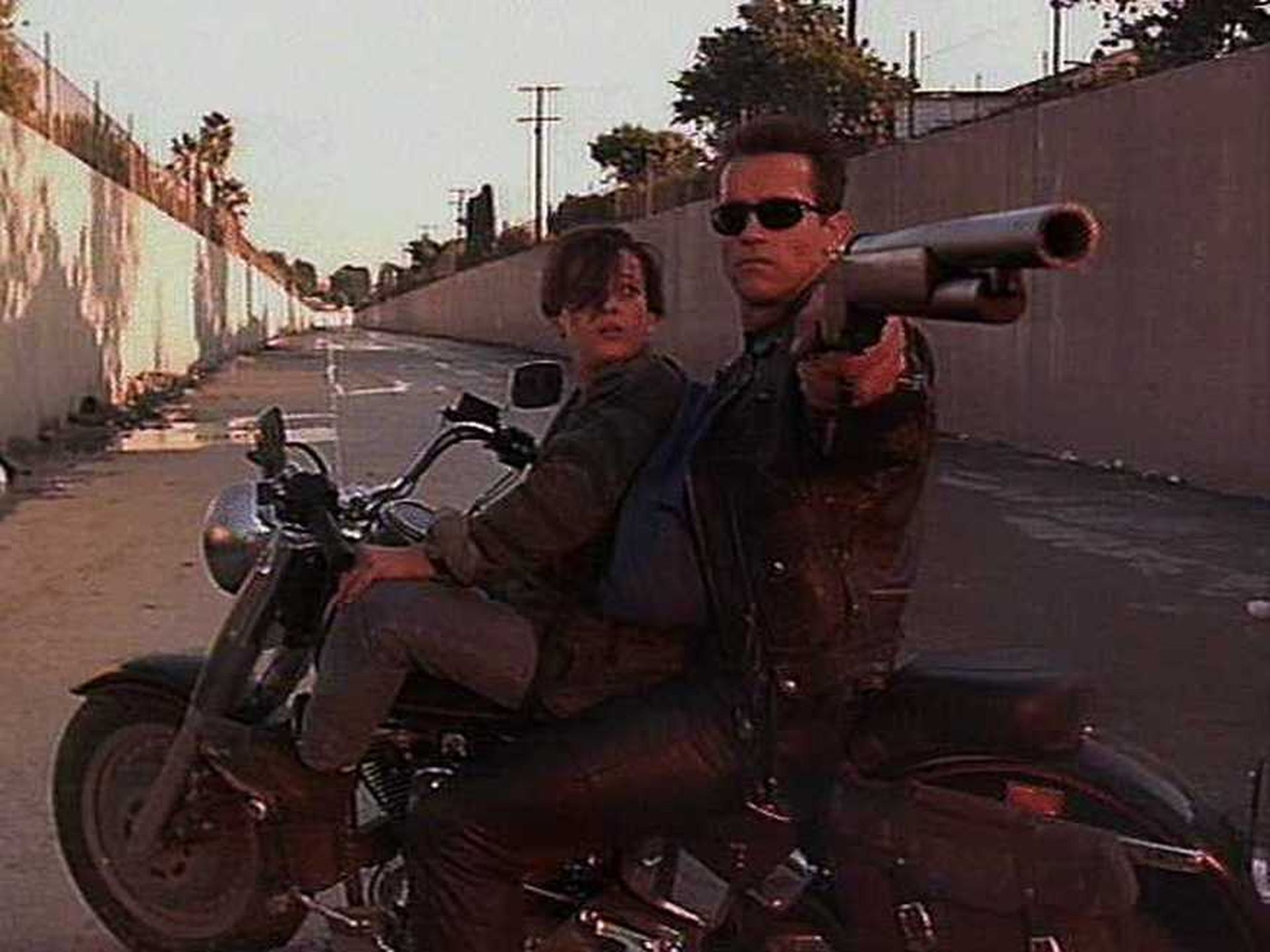 Terminator 2: en la Harley Fat Boy