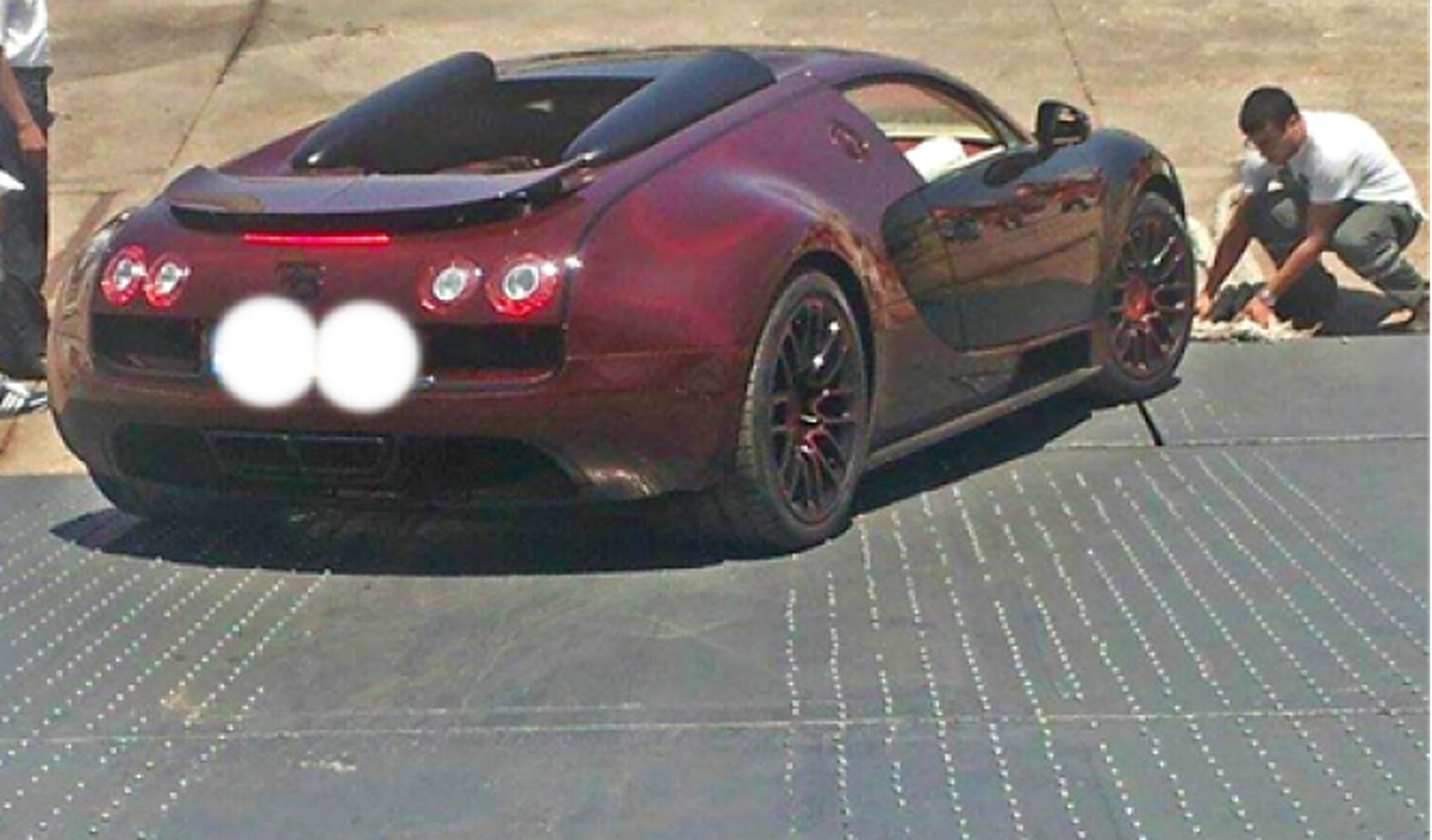 Un Bugatti Veyron La Finale visto en Marruecos
