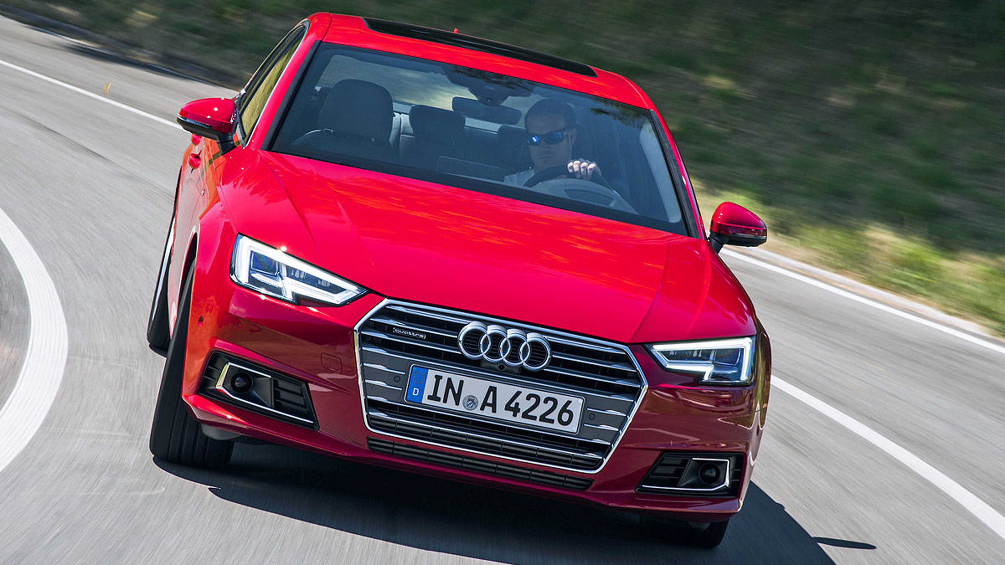 Prueba: Audi A4 2015 3 cuartos dinámica parrilla