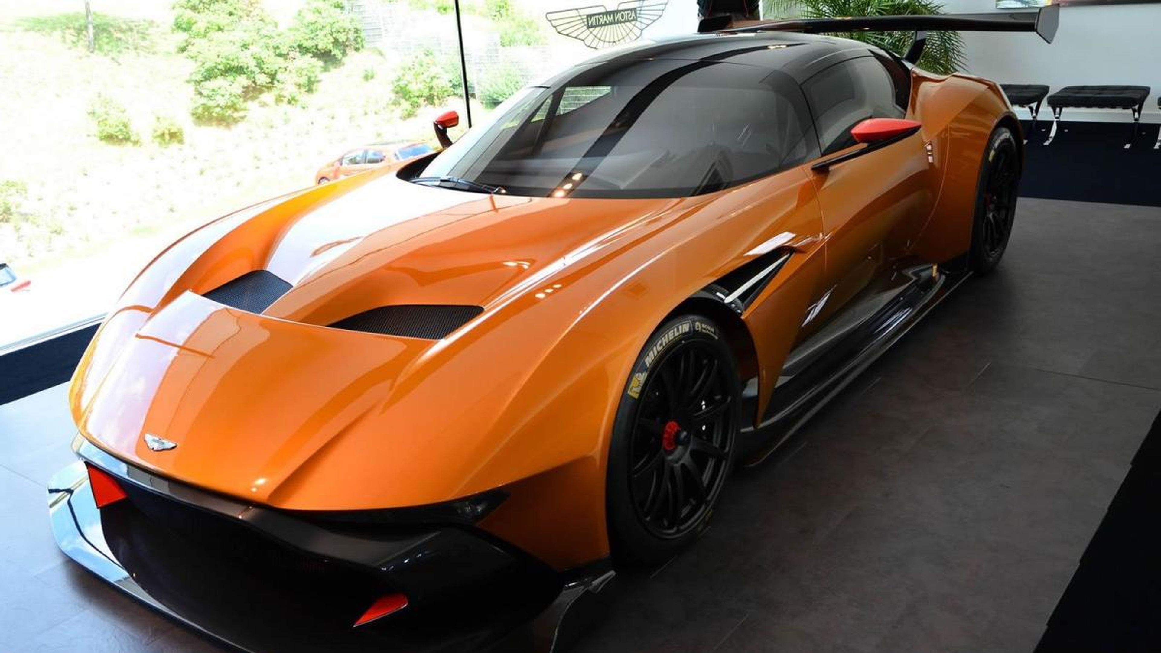 Aston Martin Vulcan Light Orange frontal