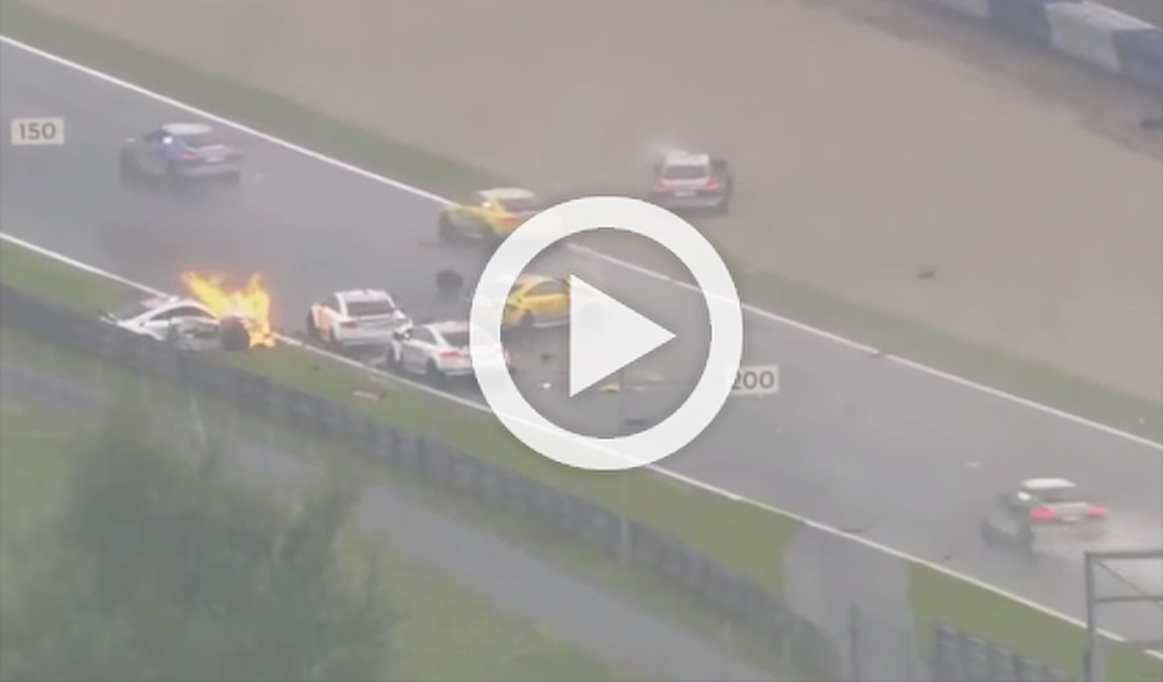 Espectacular accidente múltiple en la Audi Sport TT Cup