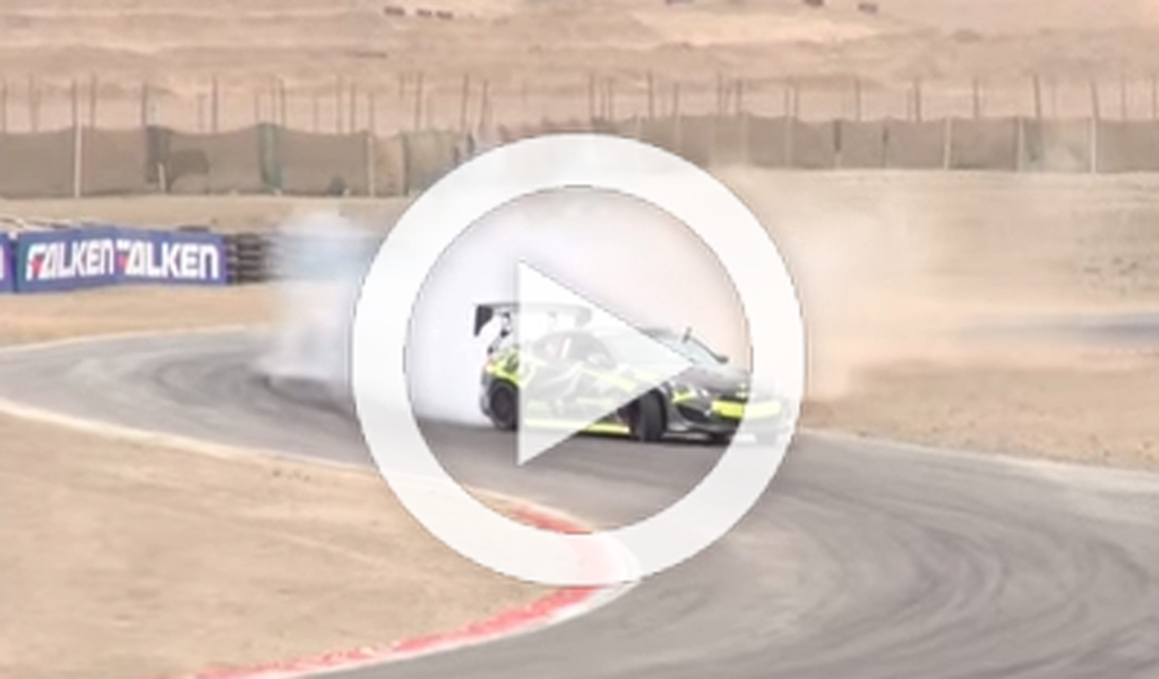 Rueda quemada en el Campeonato Nacional Toyota Drifting