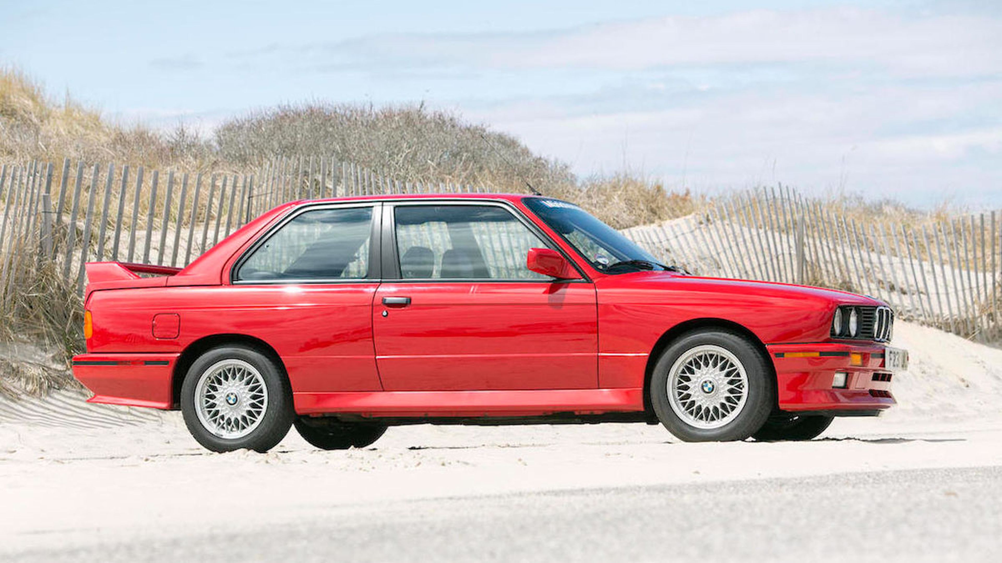 BMW M3 E30 lateral