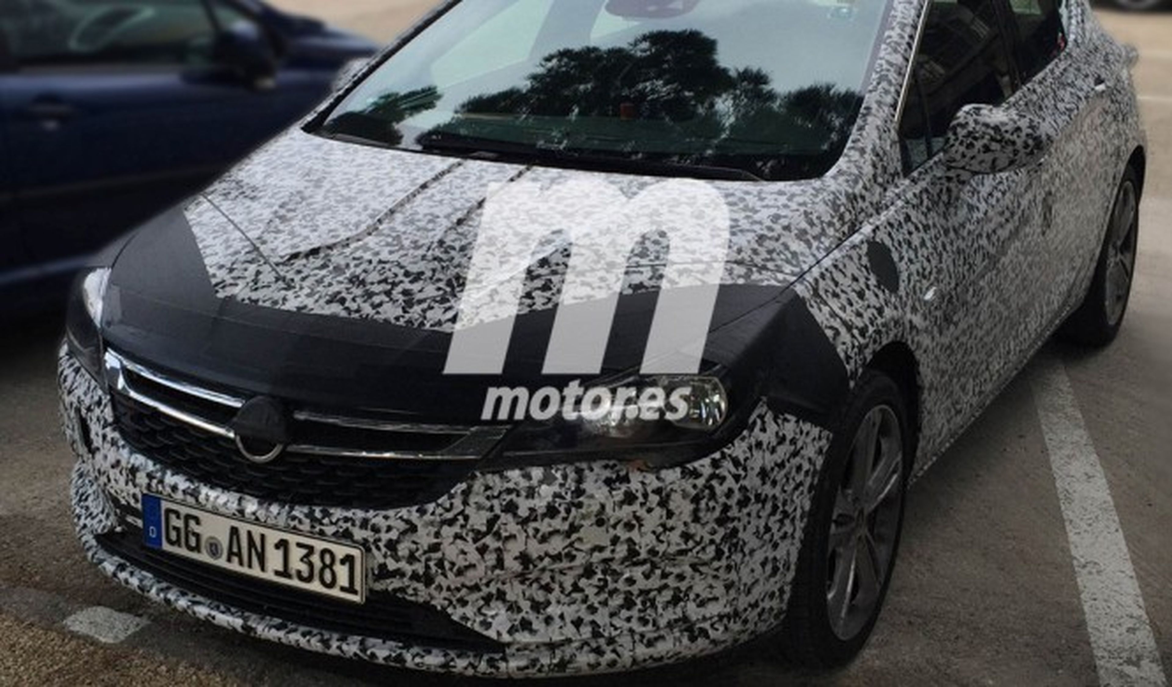 Cazado en fase de pruebas el Opel Astra Hybrid 2016