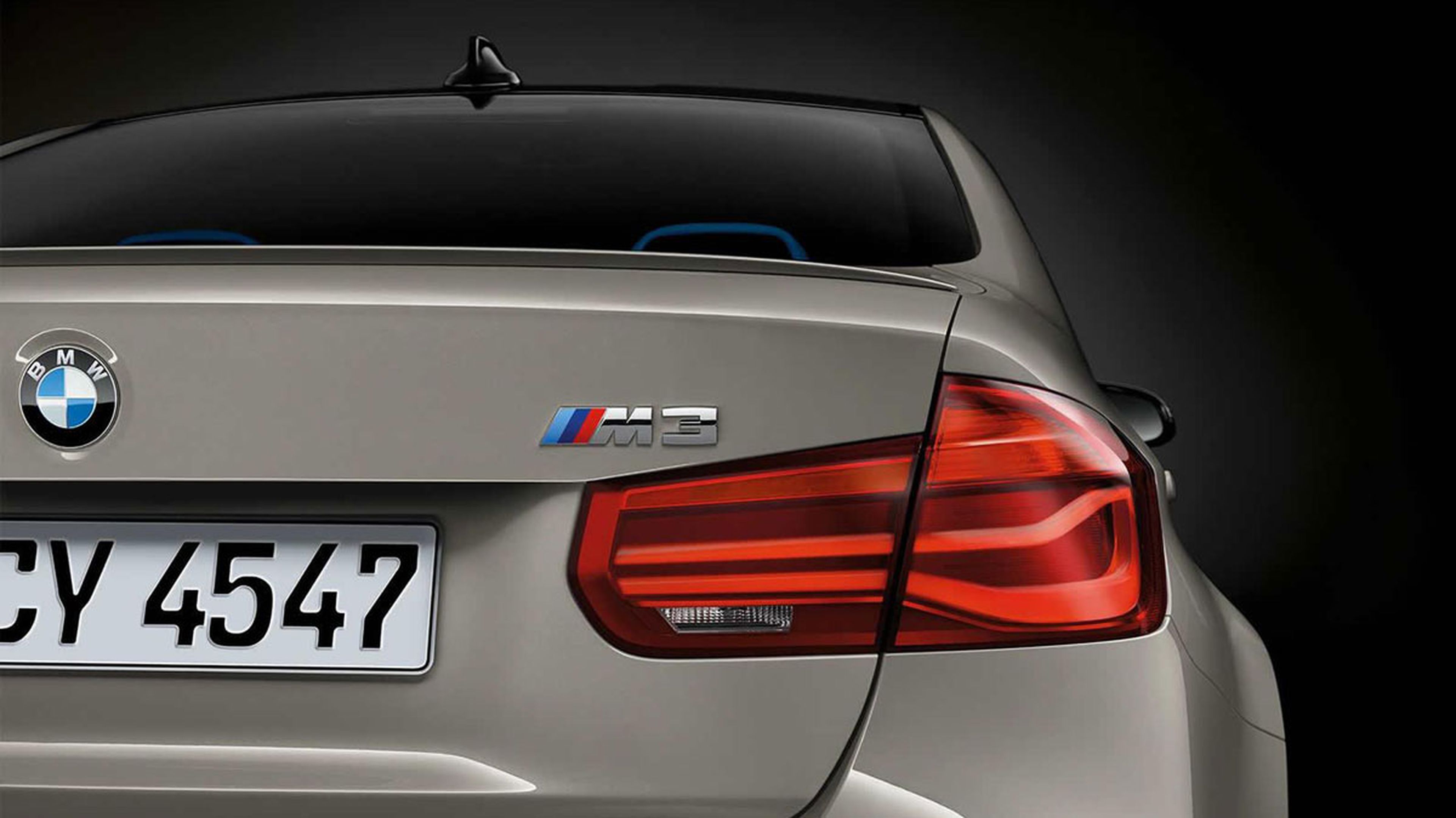 BMW cambia de lema: "Cuando conduzcas, conduce"