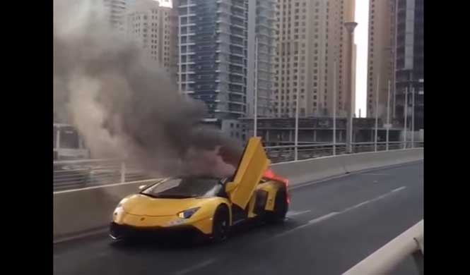 Por qué el 'Lambo' Aventador 50 Aniversario ardió en Dubai -