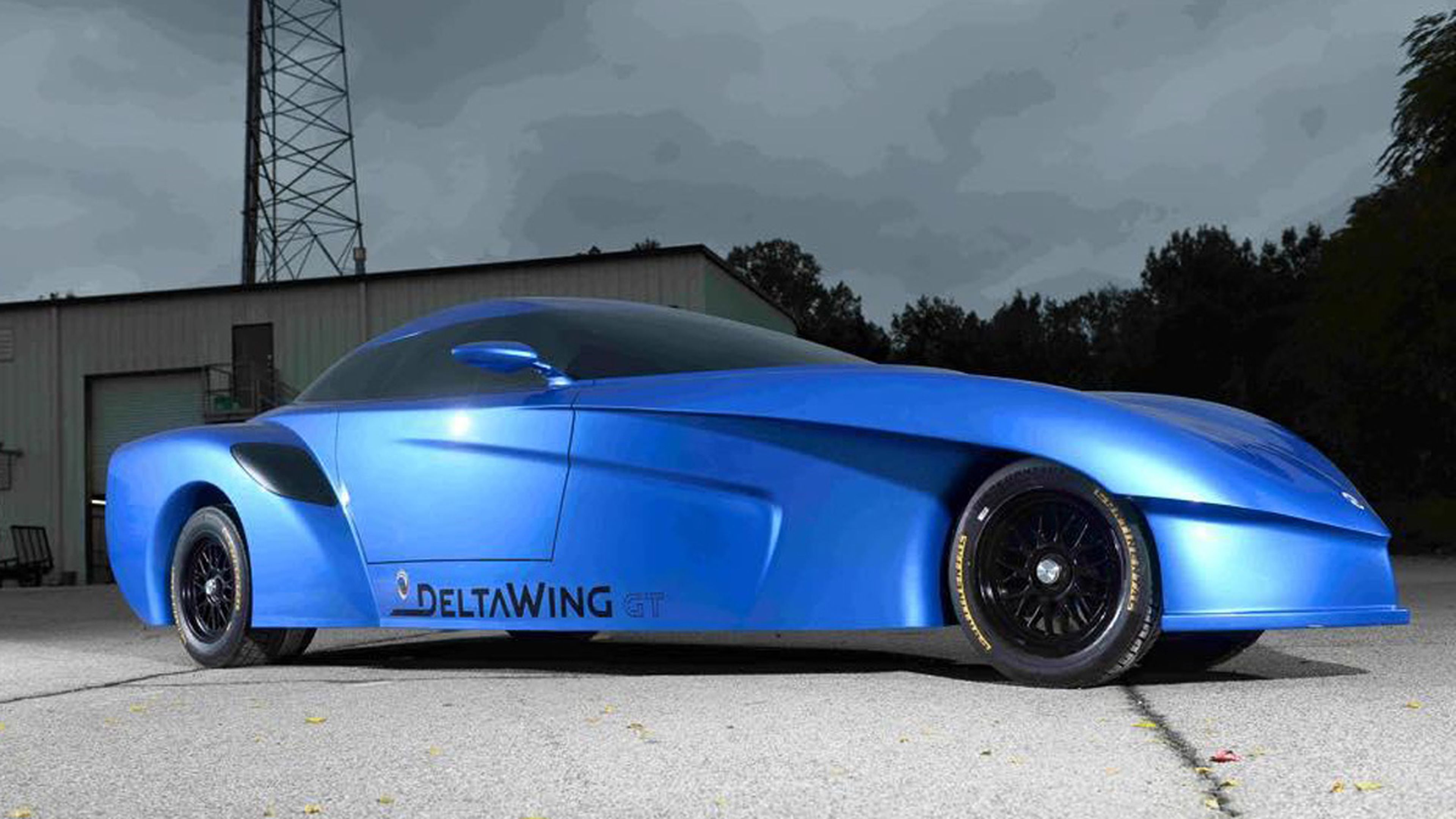 Panoz Deltawing calle