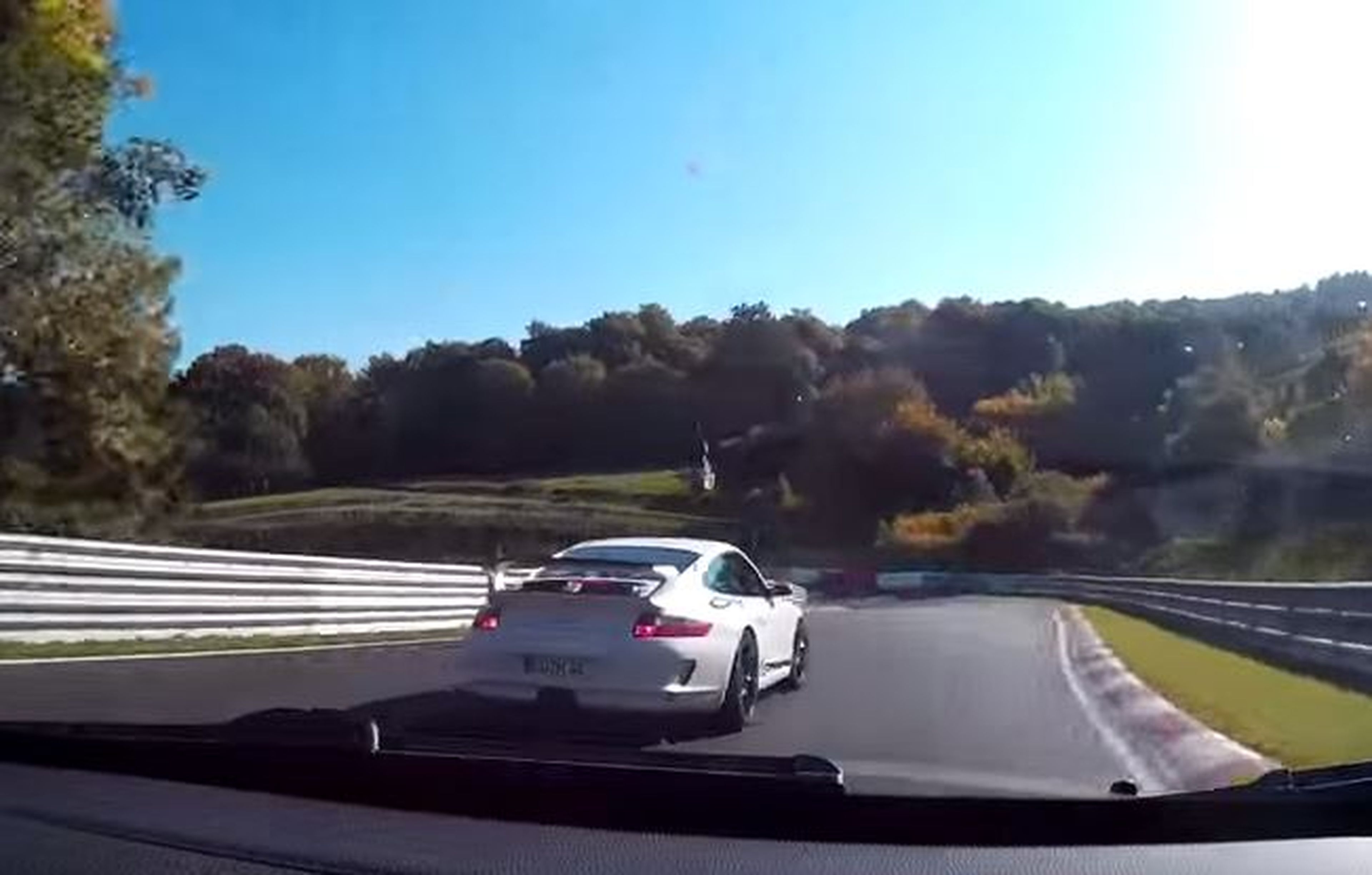 Tremendo accidente de un Porsche GT3 en Nürburgring