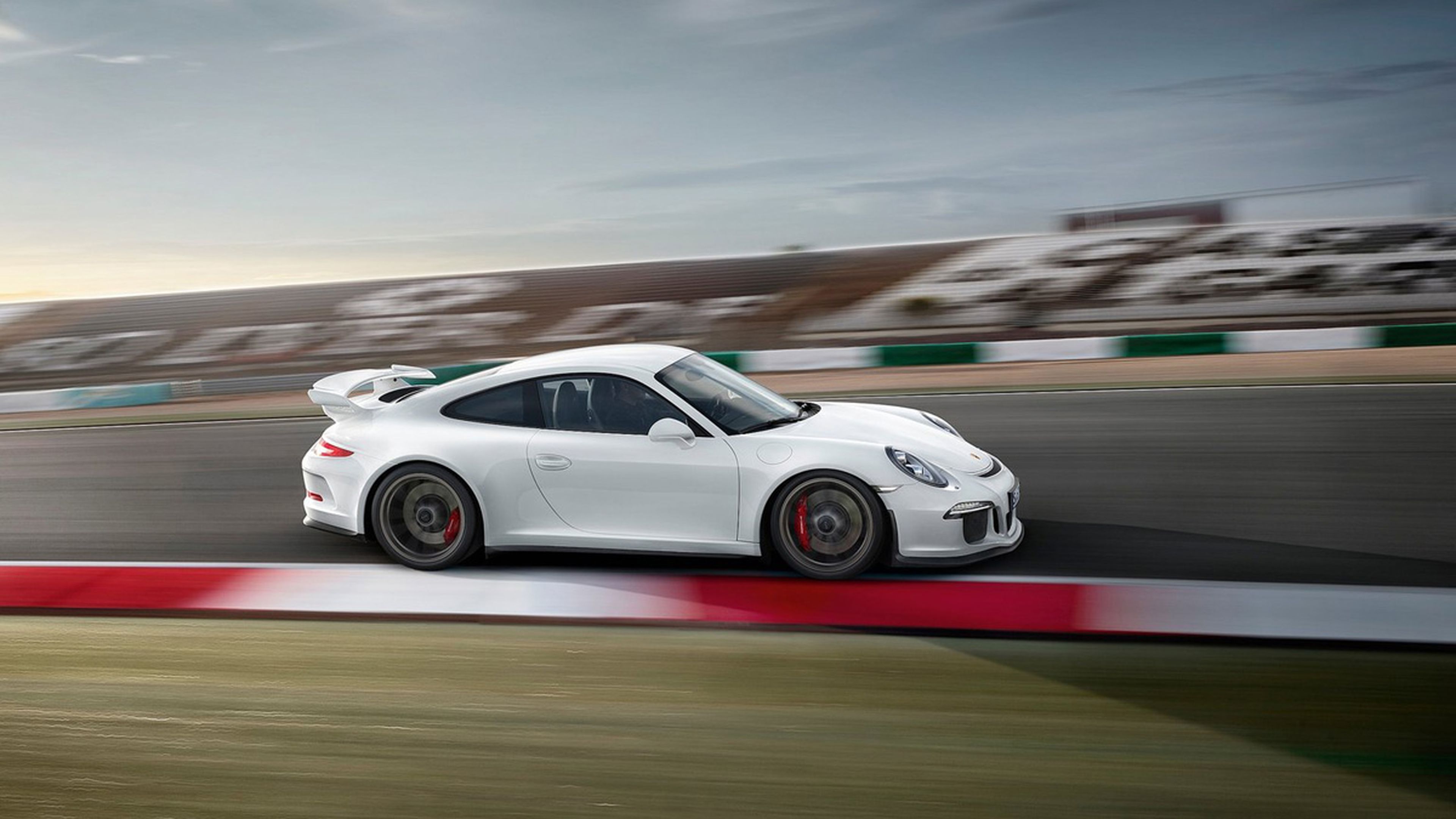 Así luciría un Porsche 911 GT3 con kit RWB