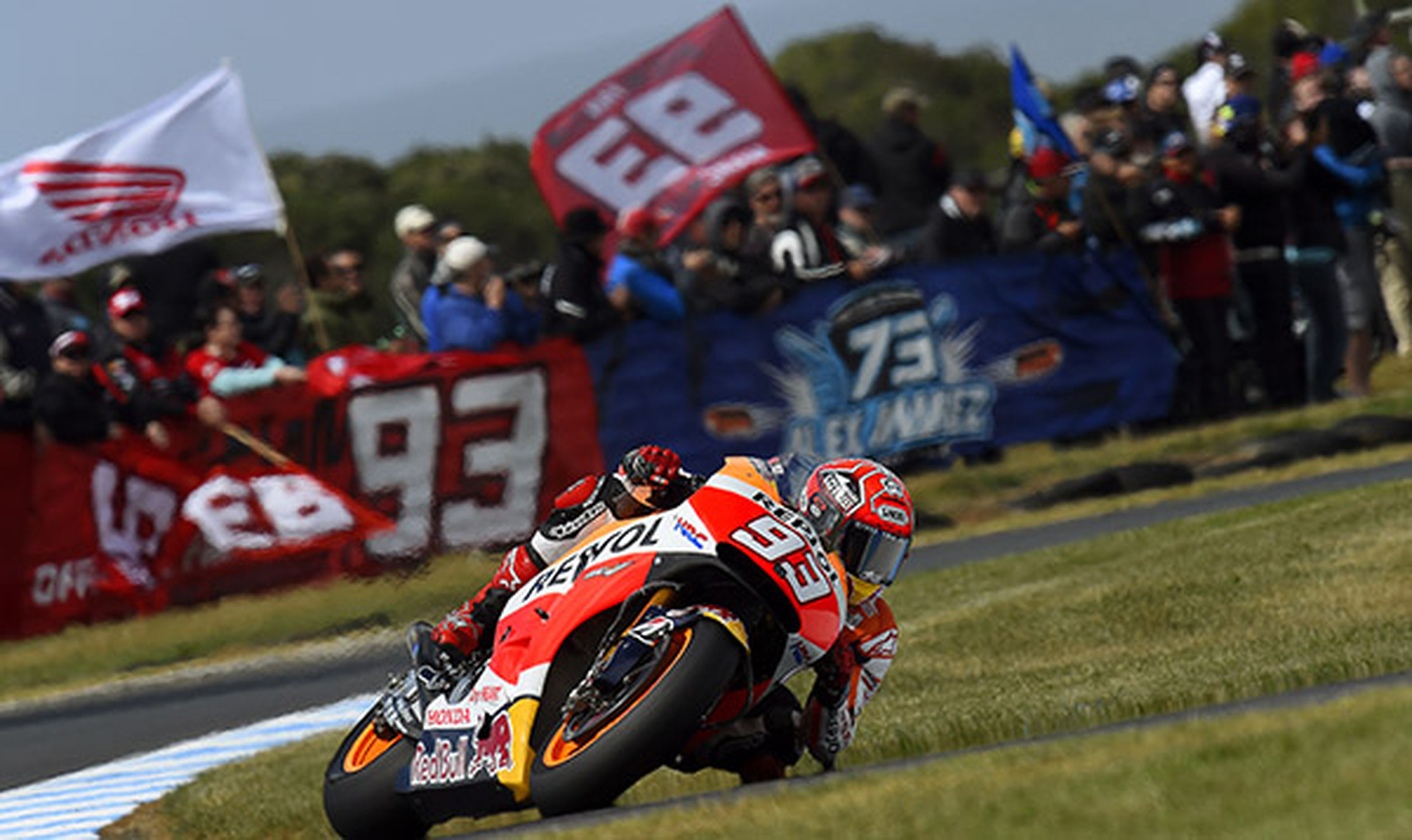 Carrera MotoGP Phillip Island 2015: Márquez gana el clímax