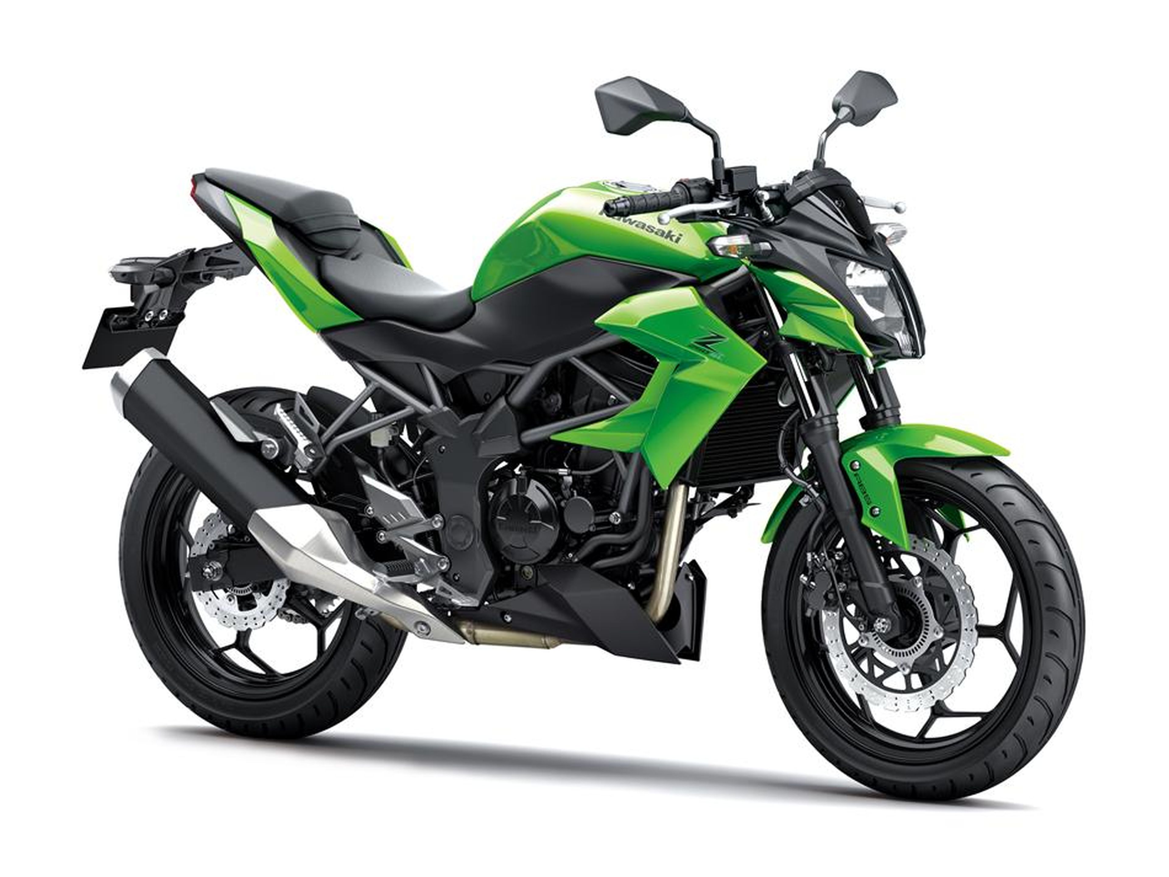 Kawasaki prepara una versión 125 cc de la naked Z250