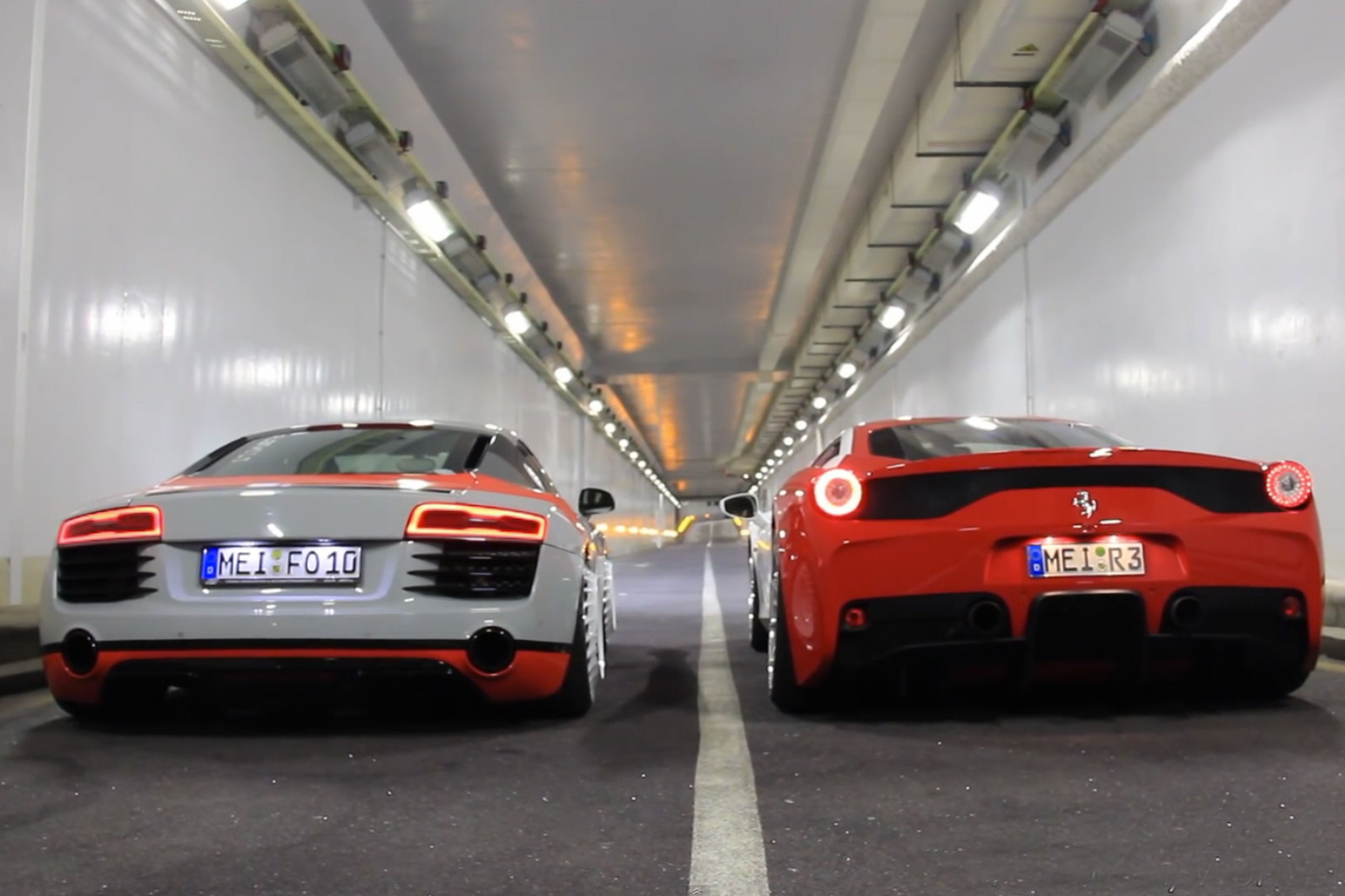 Te dejarán sordo: Audi R8 'vs' Ferrari 458 Speciale