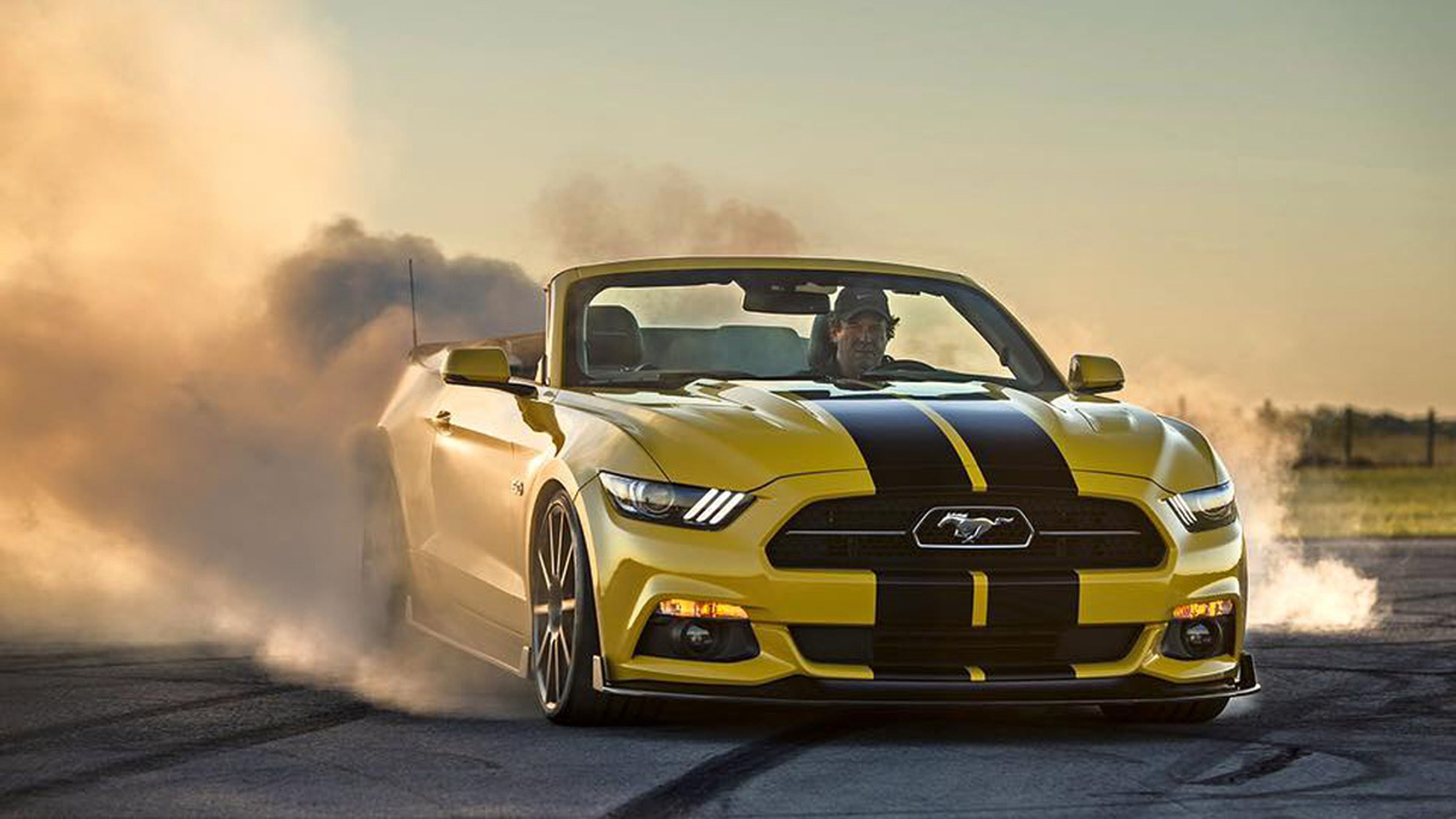 Ford Mustang Cabriolet Hennessey: ¡a 320 km/h sin techo!