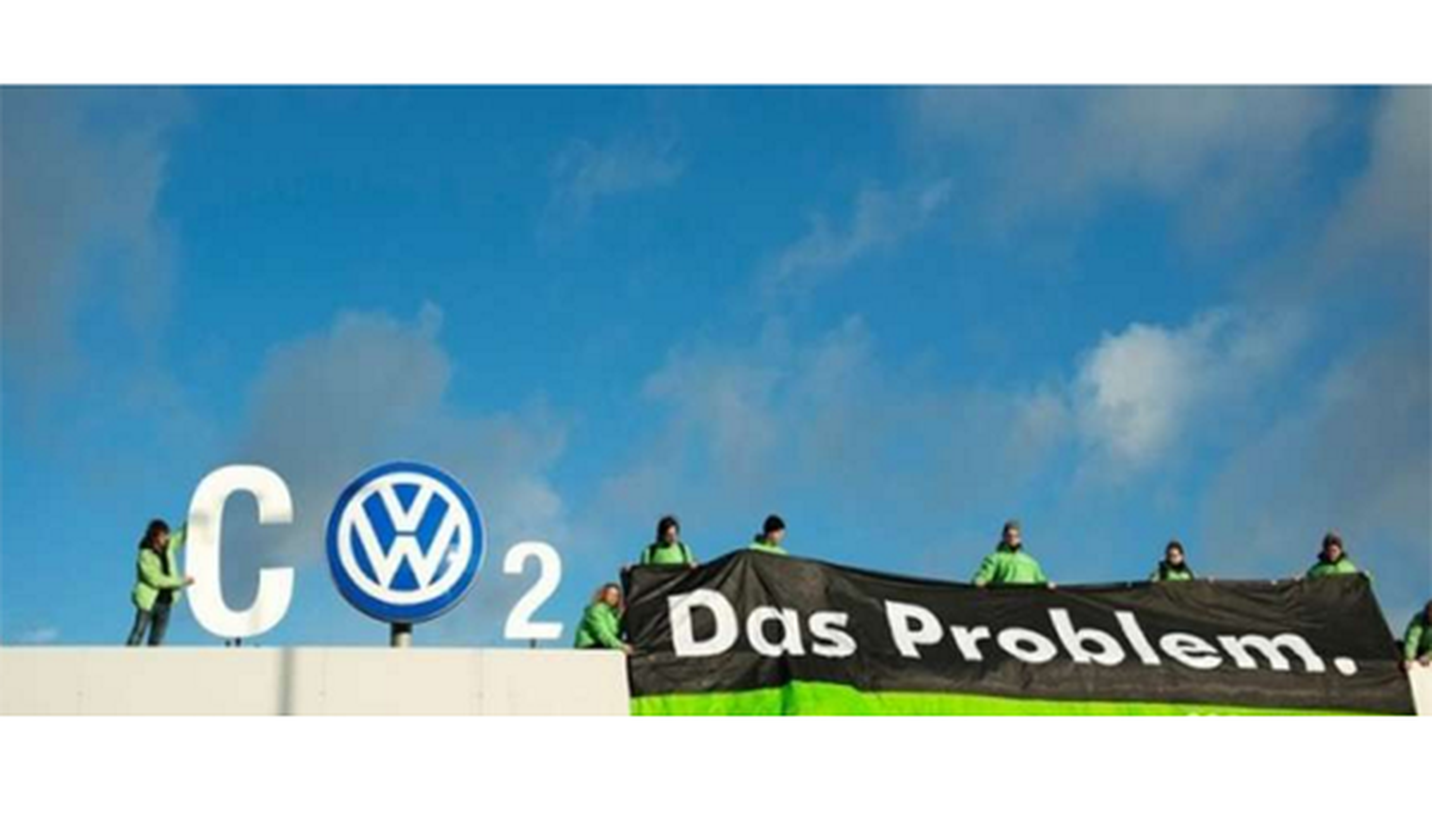 ¡La que ha liado Greenpeace en la sede de Volkswagen!
