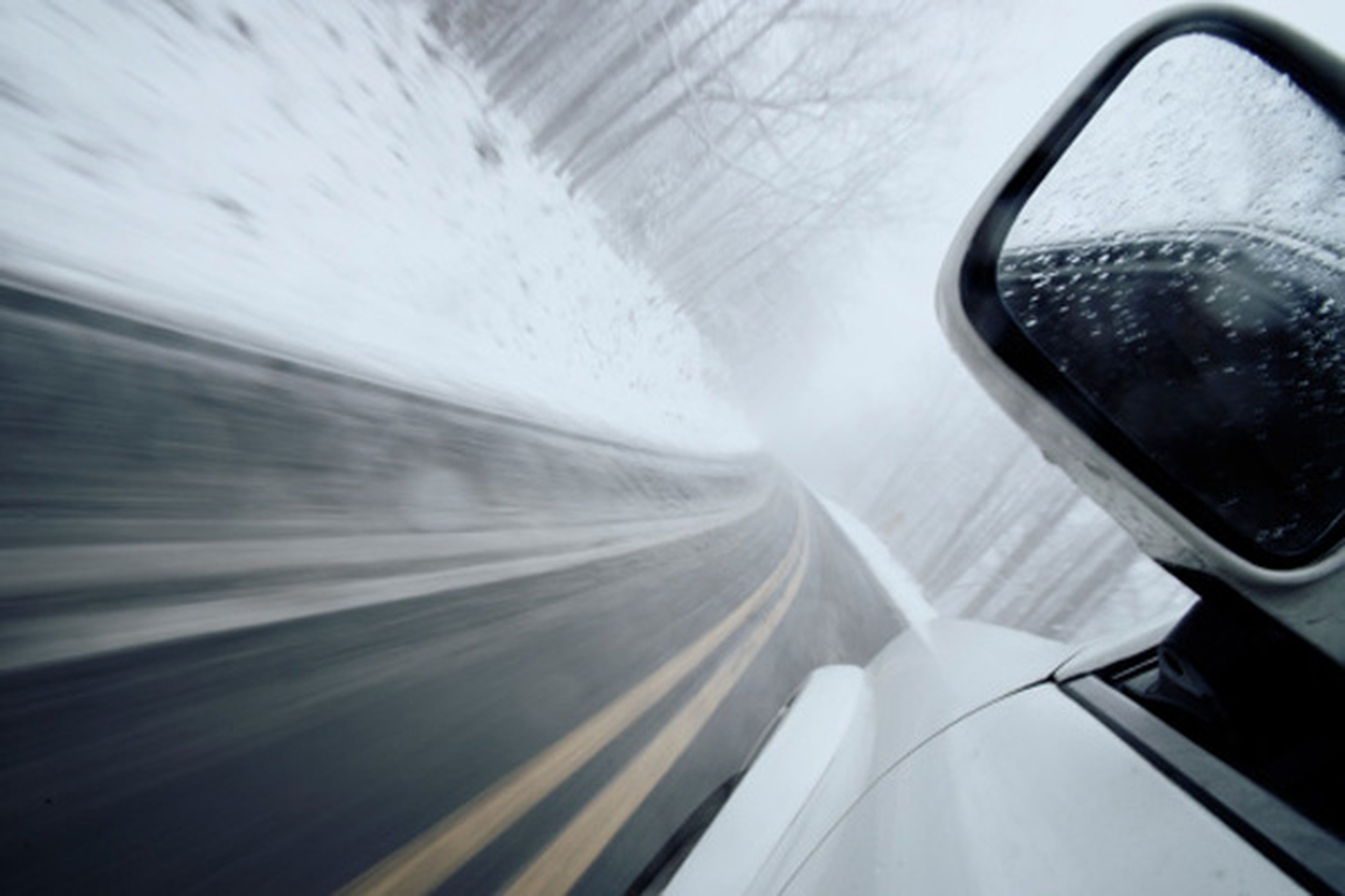10 cosas que no deben faltar en tu coche este invierno