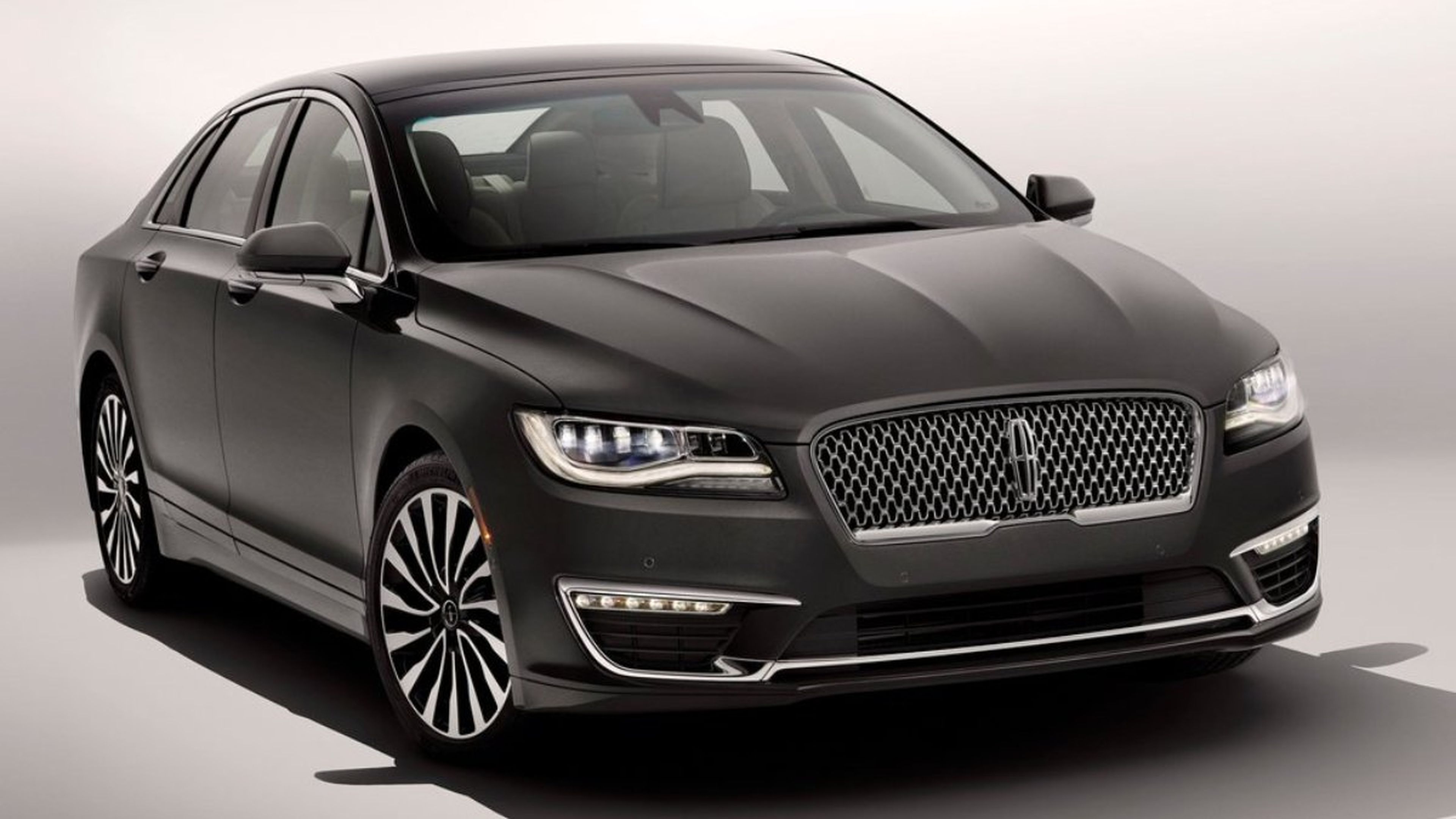 Lincoln MKZ 2017 lateral